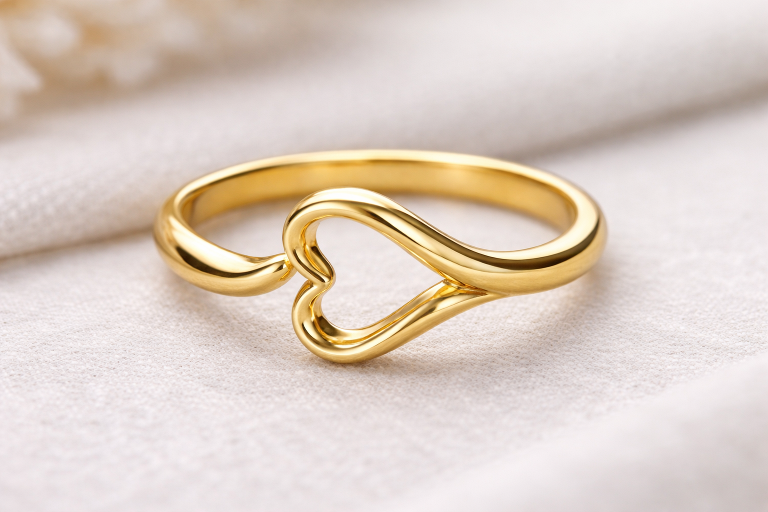 14k gold heart ring