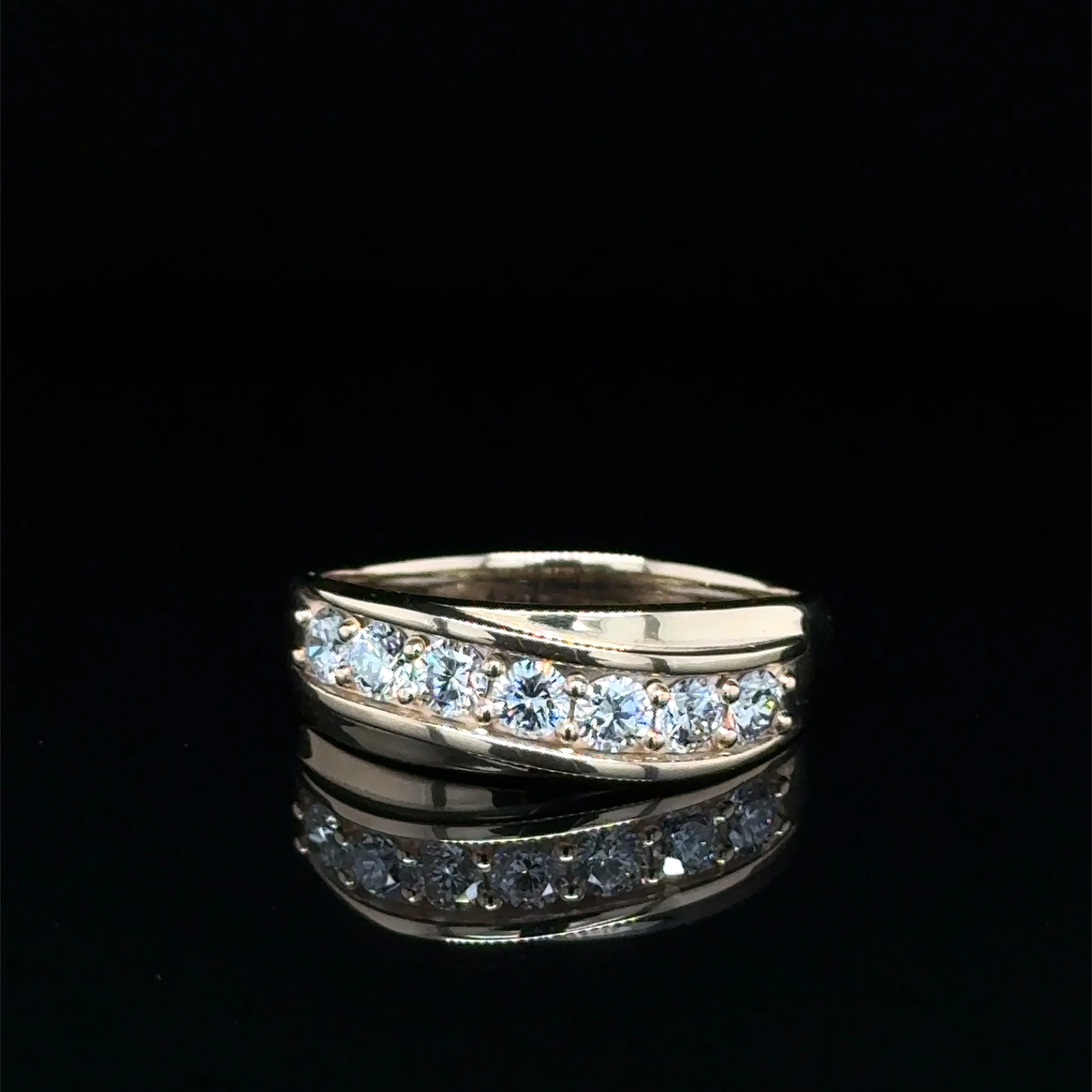 Men's .88carat wedding band