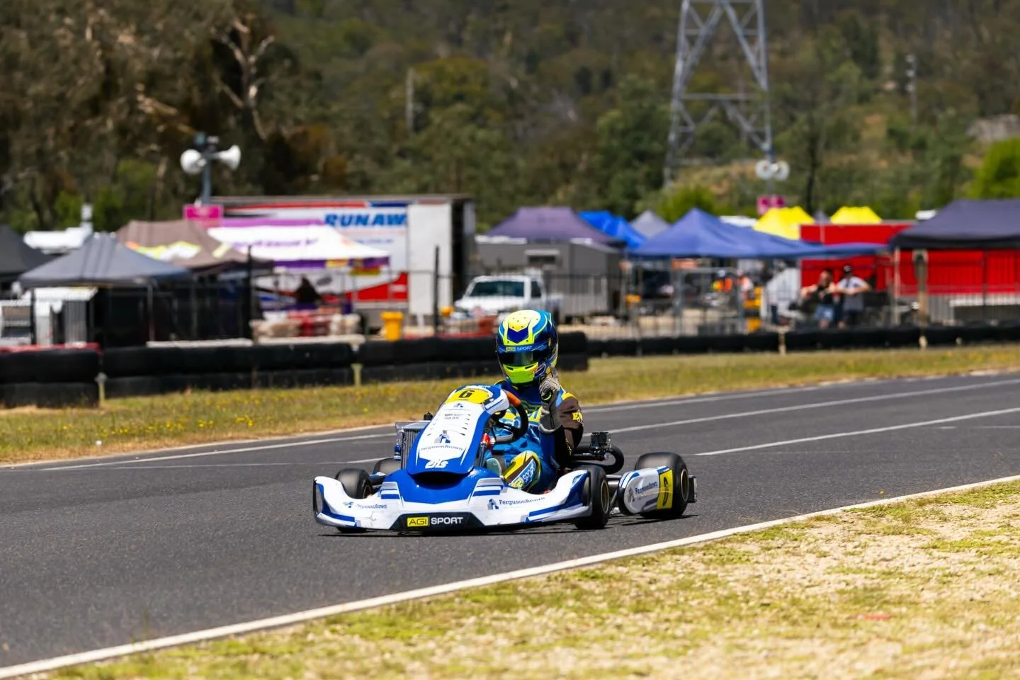 CDKC Round 1
First race in the Rotax p🥈
Well done to @joshuahunter18_karting on p🥇
And @lachlanlynch1 on 🥉
Huge thanks to @haak_race_engines @ekskartau @ngotch_66 @ndbrown1983 @jcr.multi.media and everyone that helped me throughout the weekend