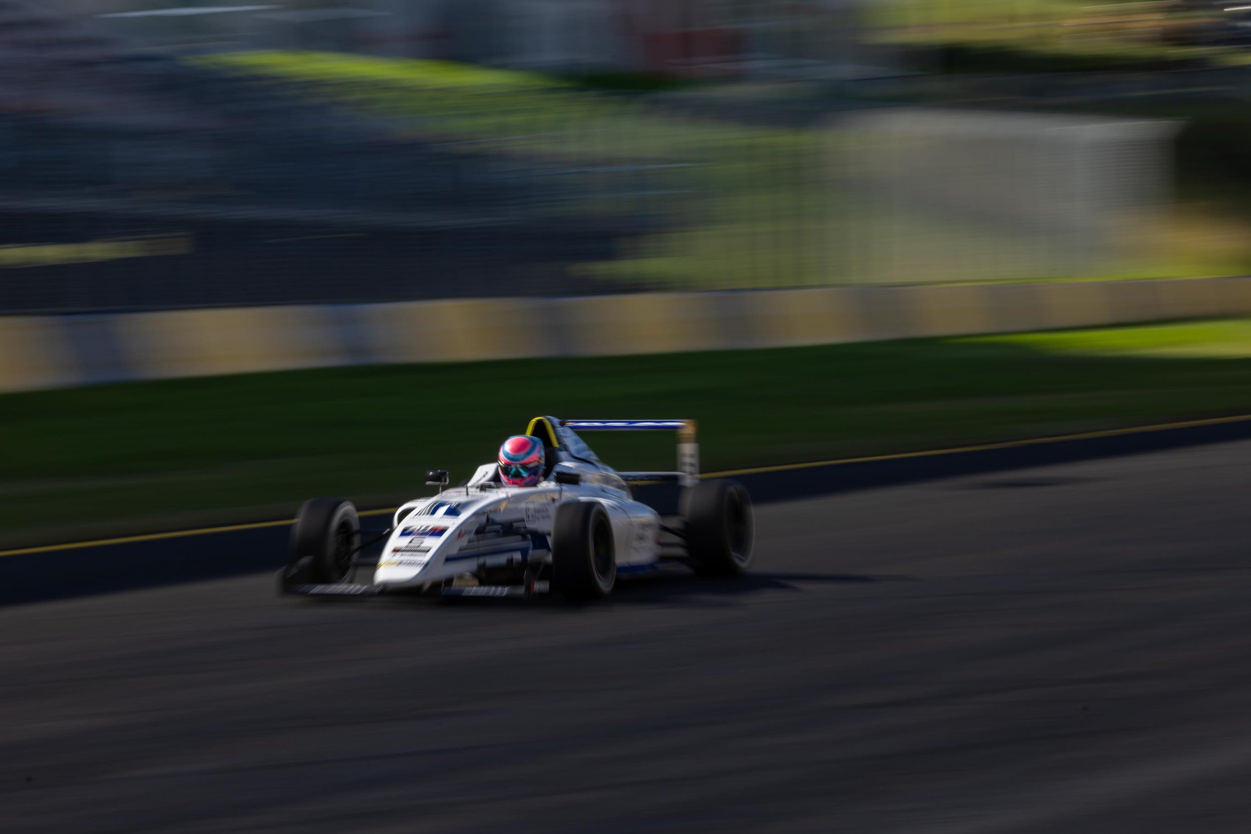 Qualifying done p1 in both sessions by a pretty decent Margain
Let&rsquo;s go for the race now!
@agisport