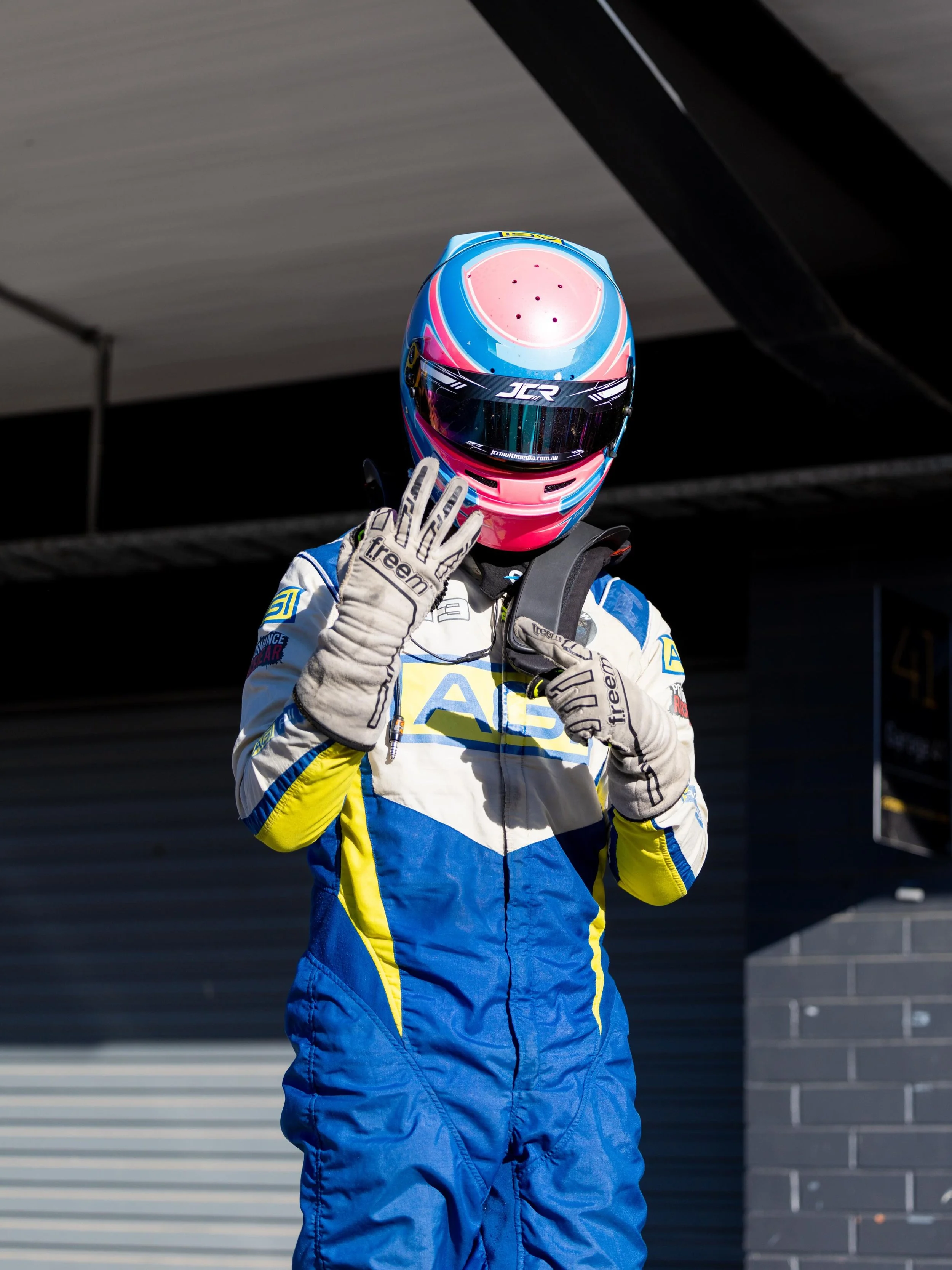 Let&rsquo;s go! Got the race win in race 3 and the overall round win clean sweep the whole weekend 
Quali 1 p1
Quali 2 p1
Race 1 p1
Race 2 p1
Race 3 p1 
Great work from the team @agisport and also @maree_parisi and @spannerman180sx 
All thanks to my 