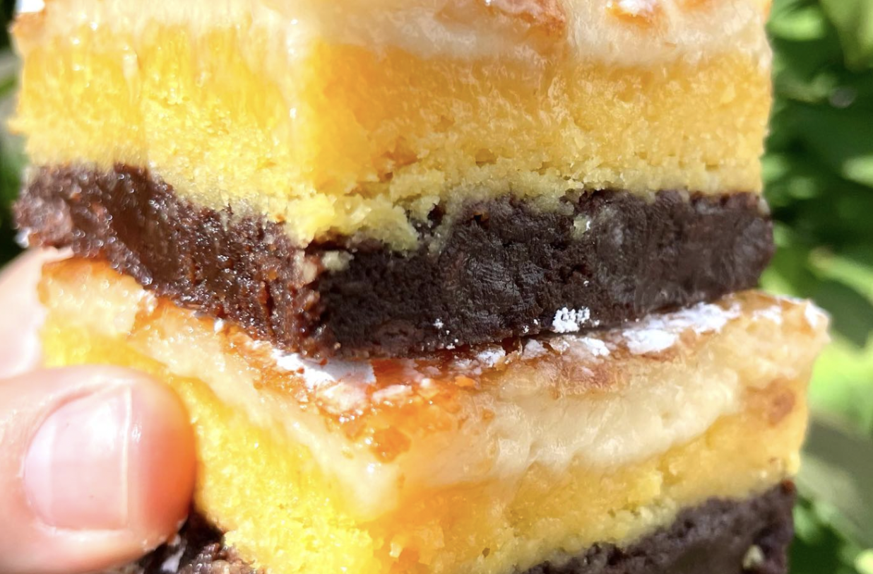 Gooey butter cake with brownie