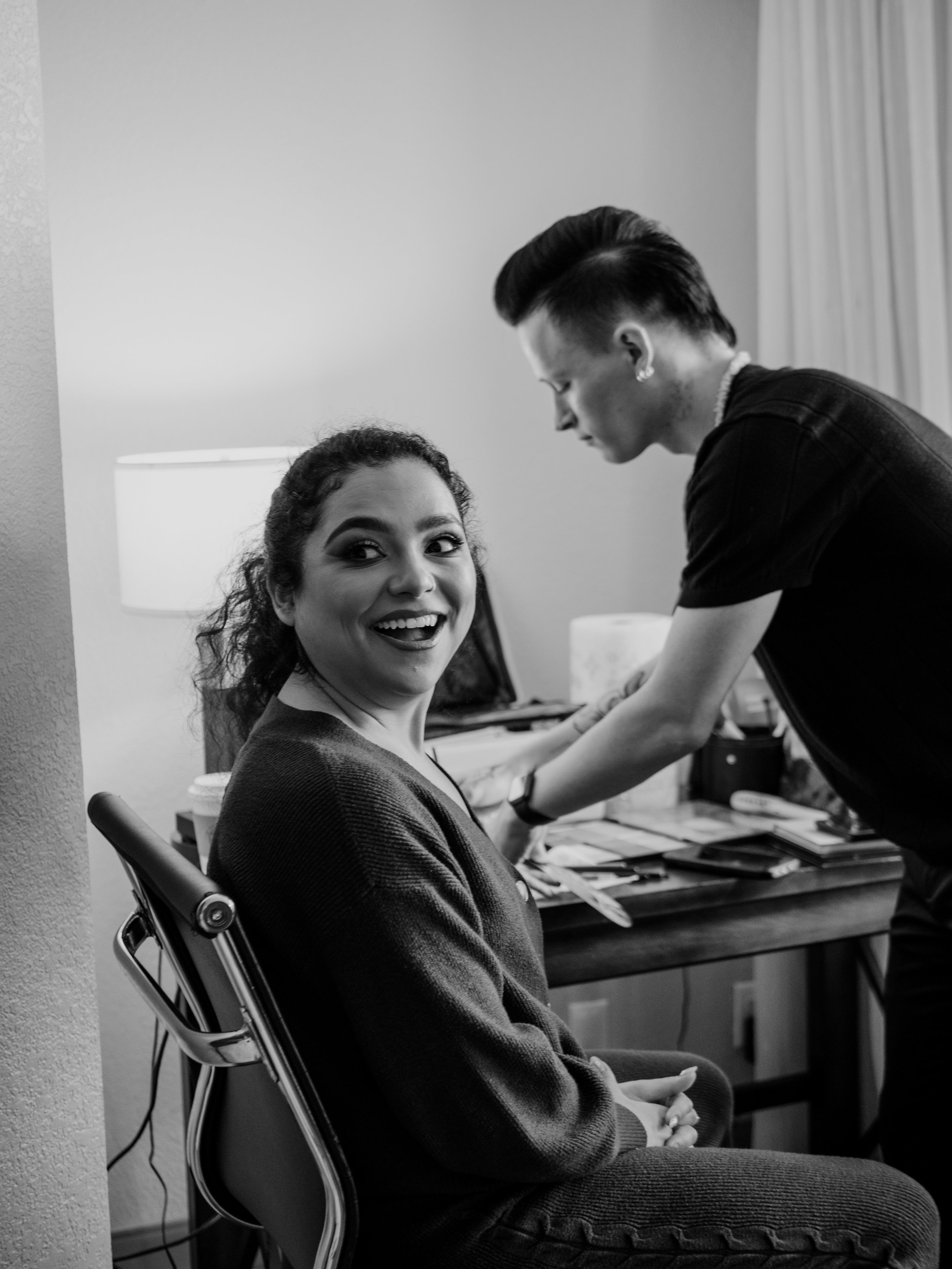 Bridesmaid getting makeup done — Minneapolis wedding photography by Madeline H Nelson
