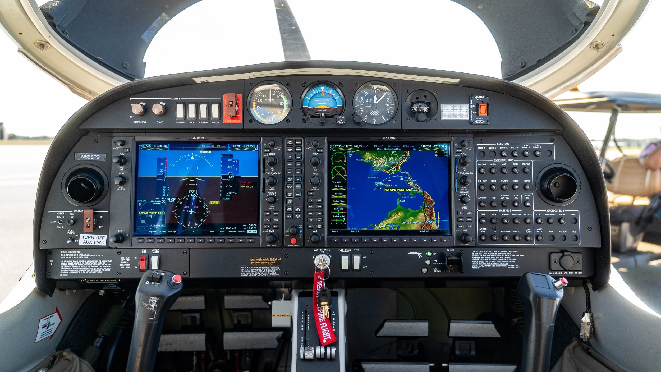 N865PS_w-o_Logo (22 of 81).jpg