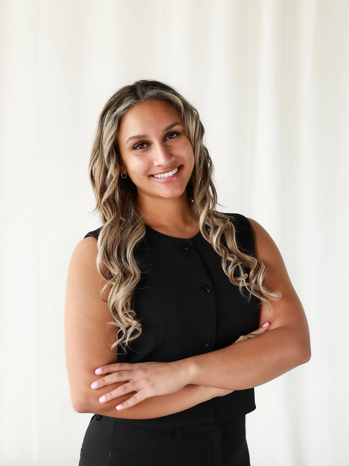 Your new home is waiting&hellip; 🏡

#branding #headshots #nhphotographer