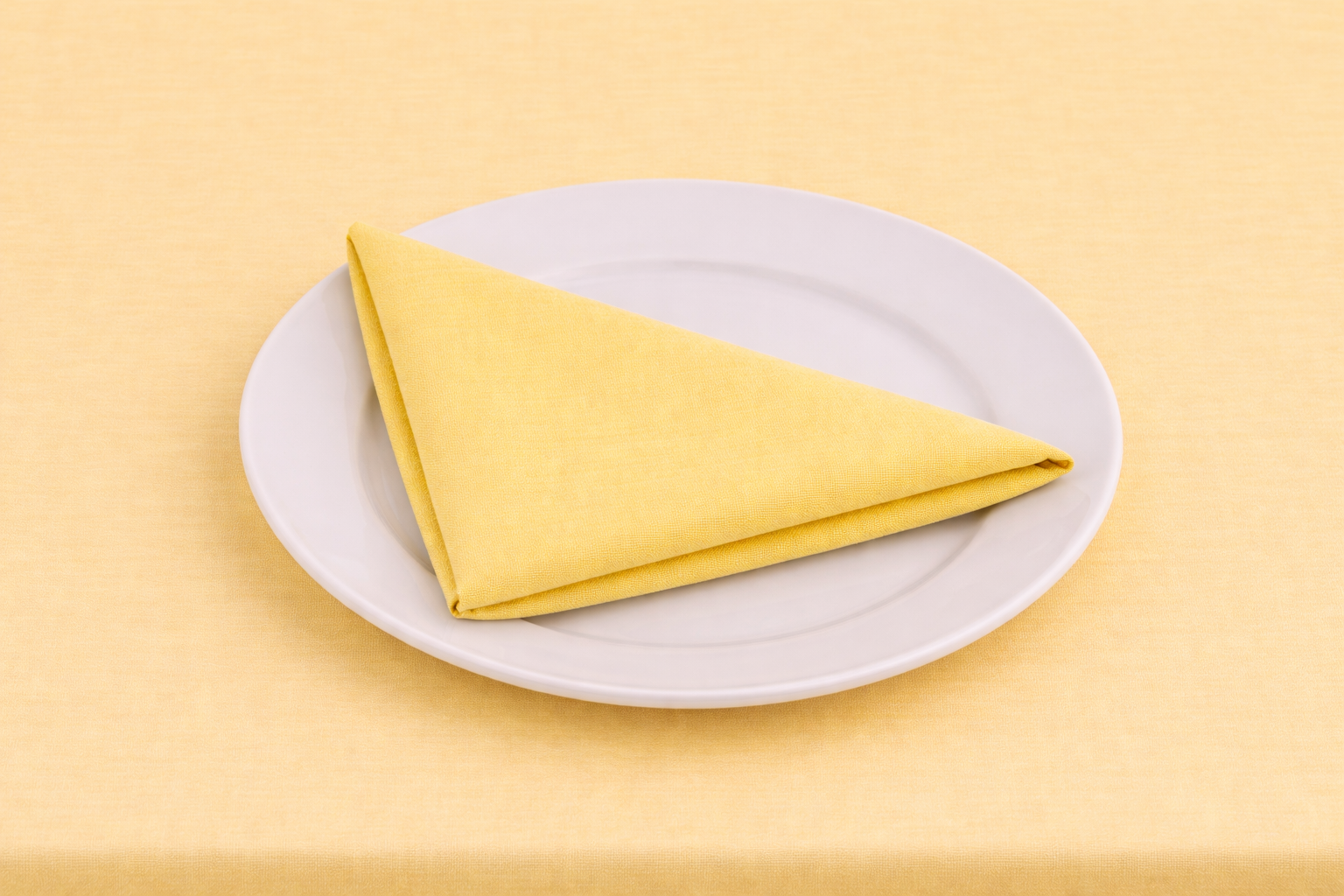 LEMONCELLO ON PLATE.png