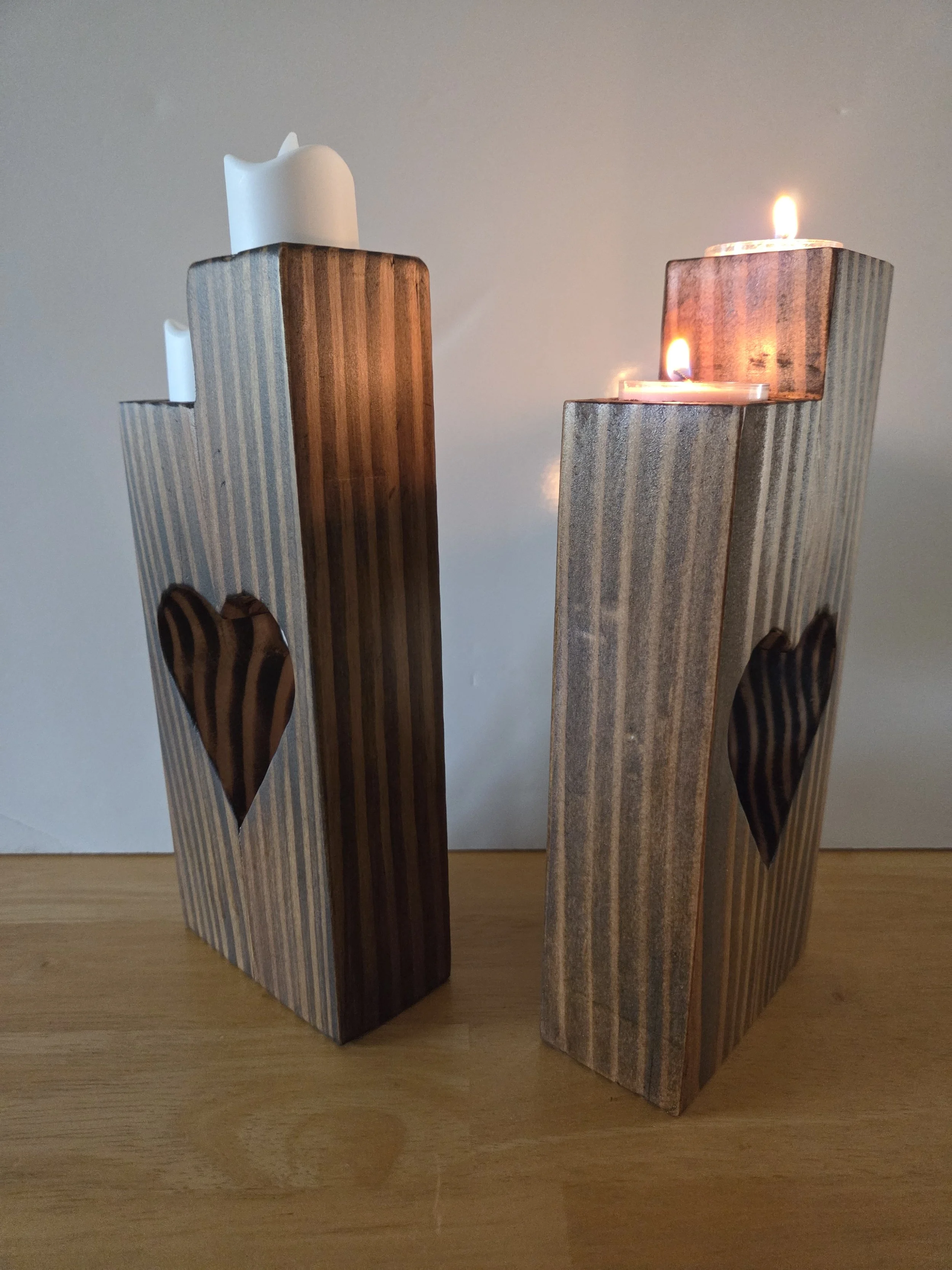 Two-column candle holder