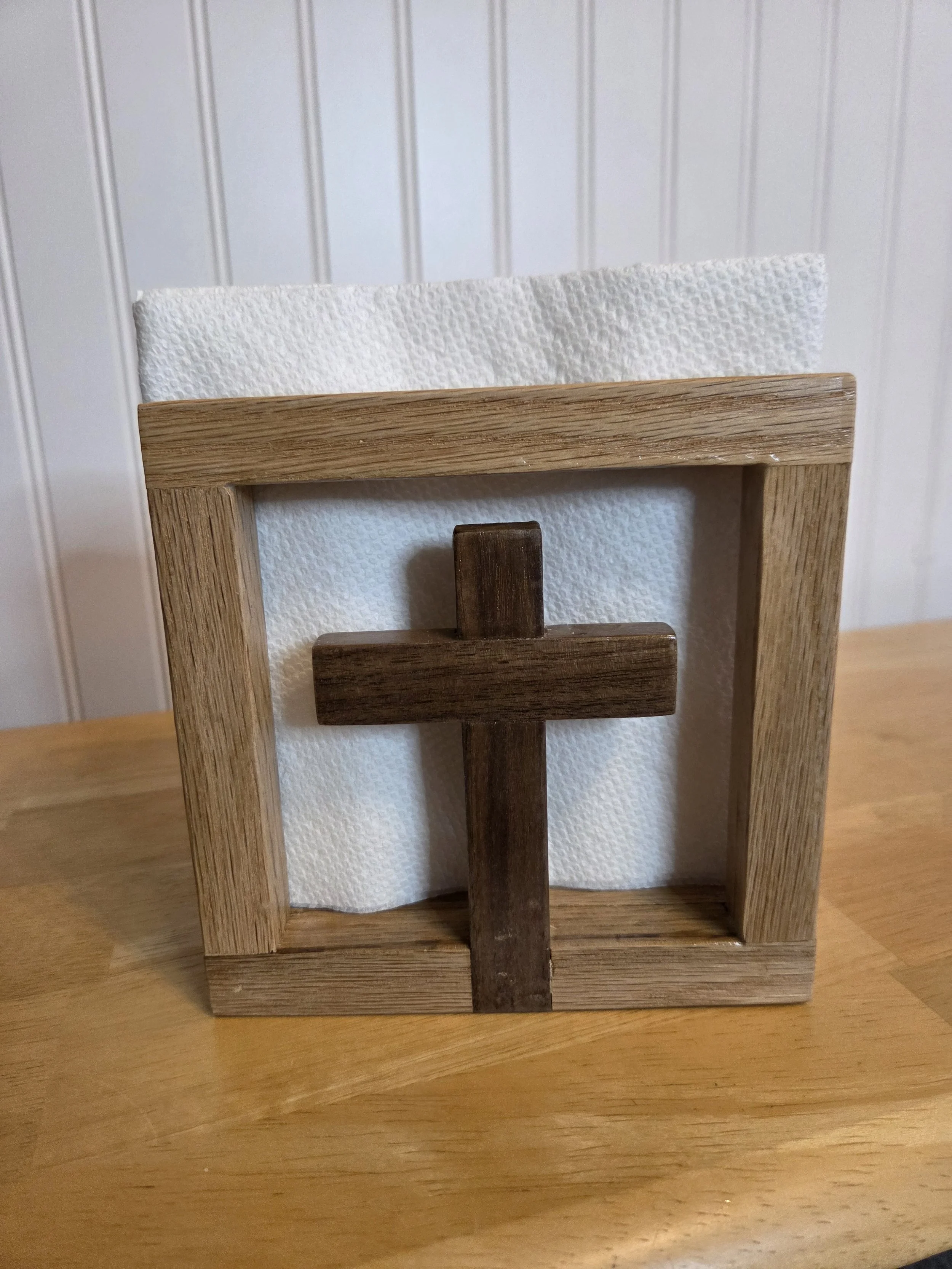 Oak napkin holder with BLACK WALNUT cross