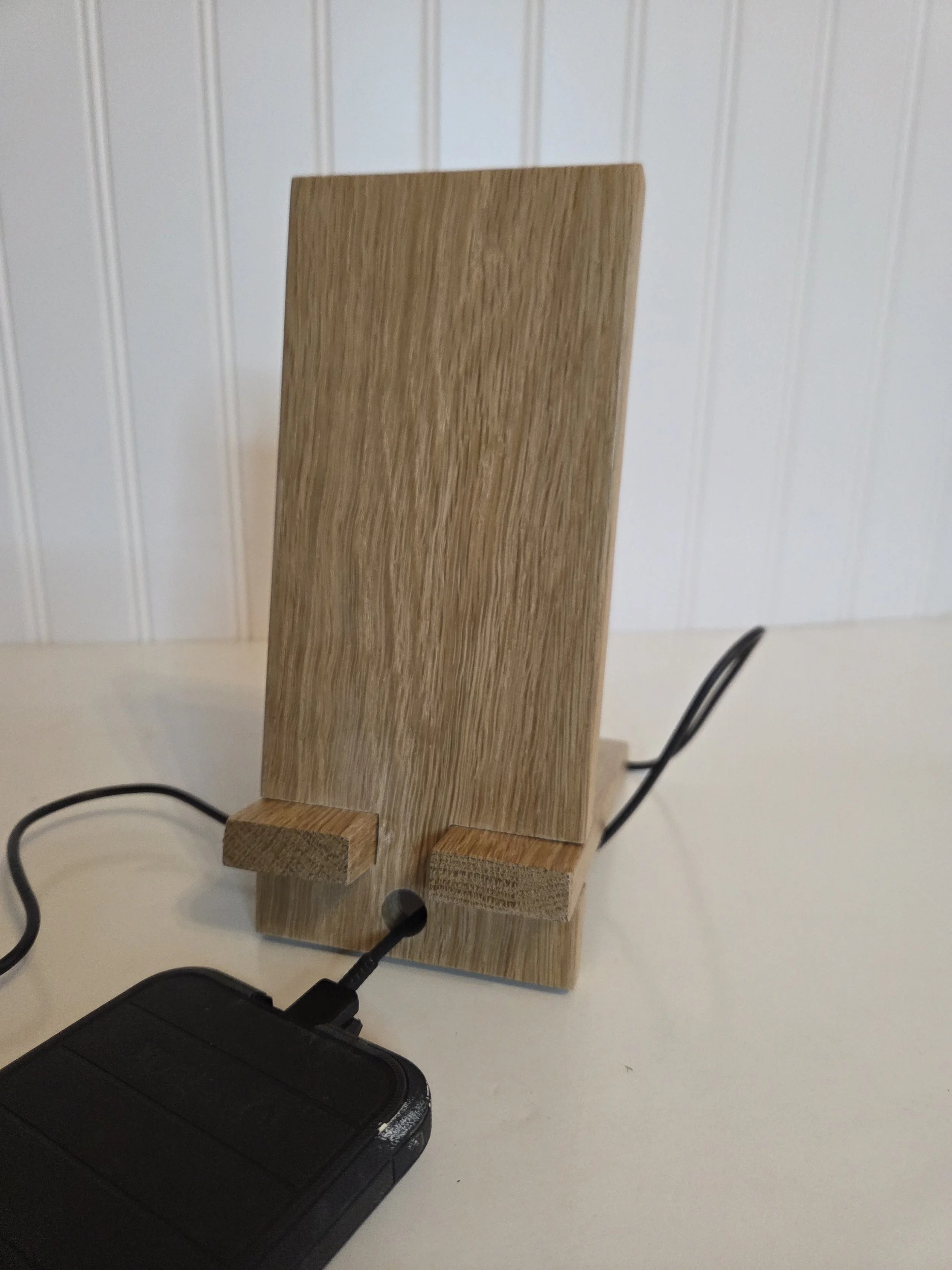 Oak cell phone holder