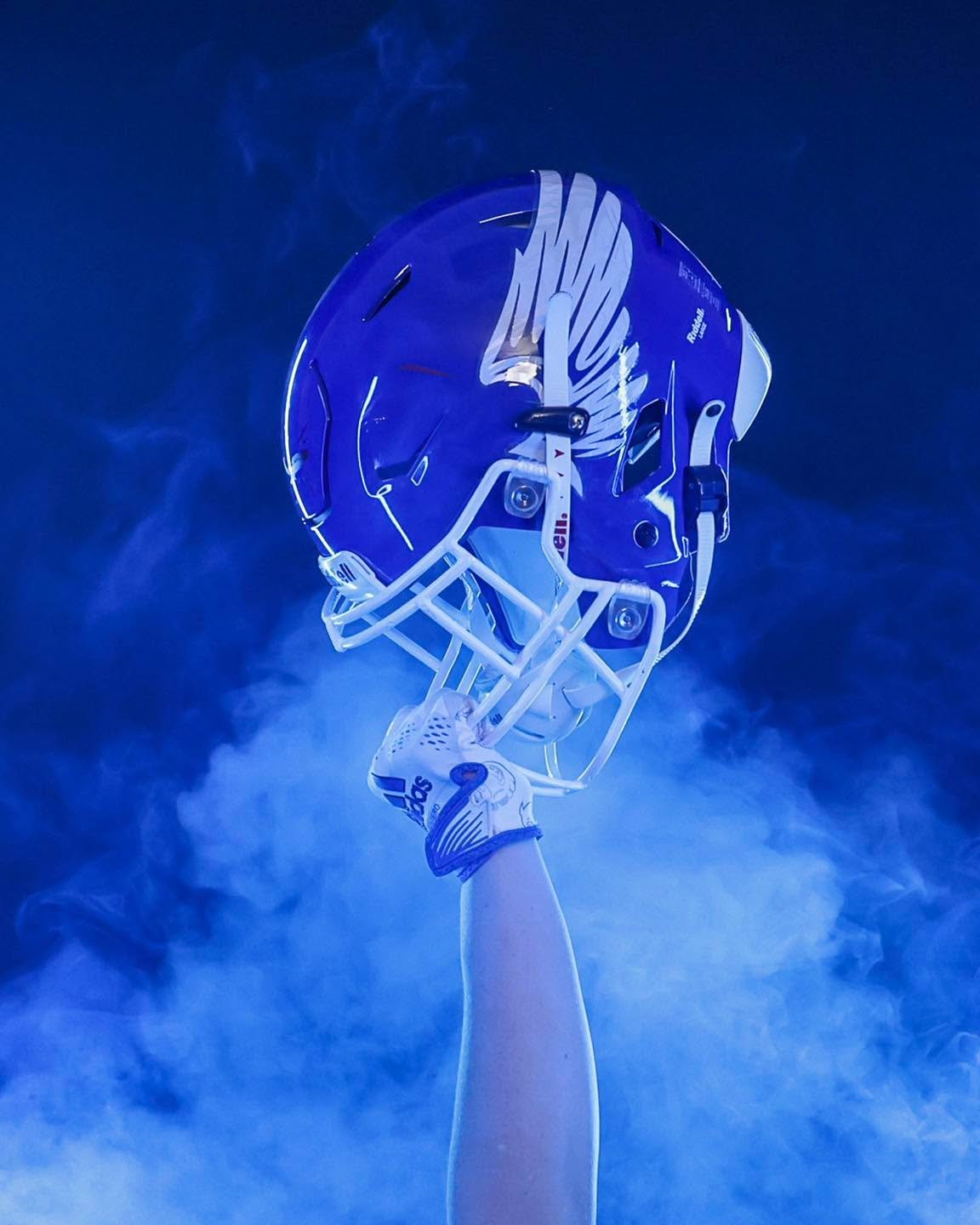 In honor of our 2026 Media Day right around the corner&hellip; enjoy these gems from past years 📸

@wnfcfootball
#WNFC #WNFCFootball #StepYourGameUp #FootballLooksLikeThis #BuiltDifferent #HerGame #StrongerTogether #Utah  #WomensTackleFootball #Utah