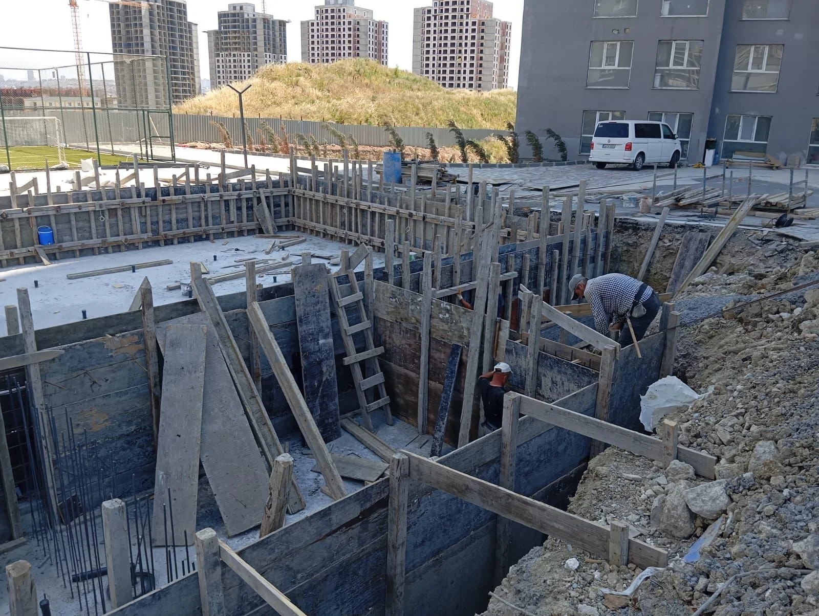 WhatsApp Görsel 2025-09-30 saat 00.21.13_13cfa348.jpg