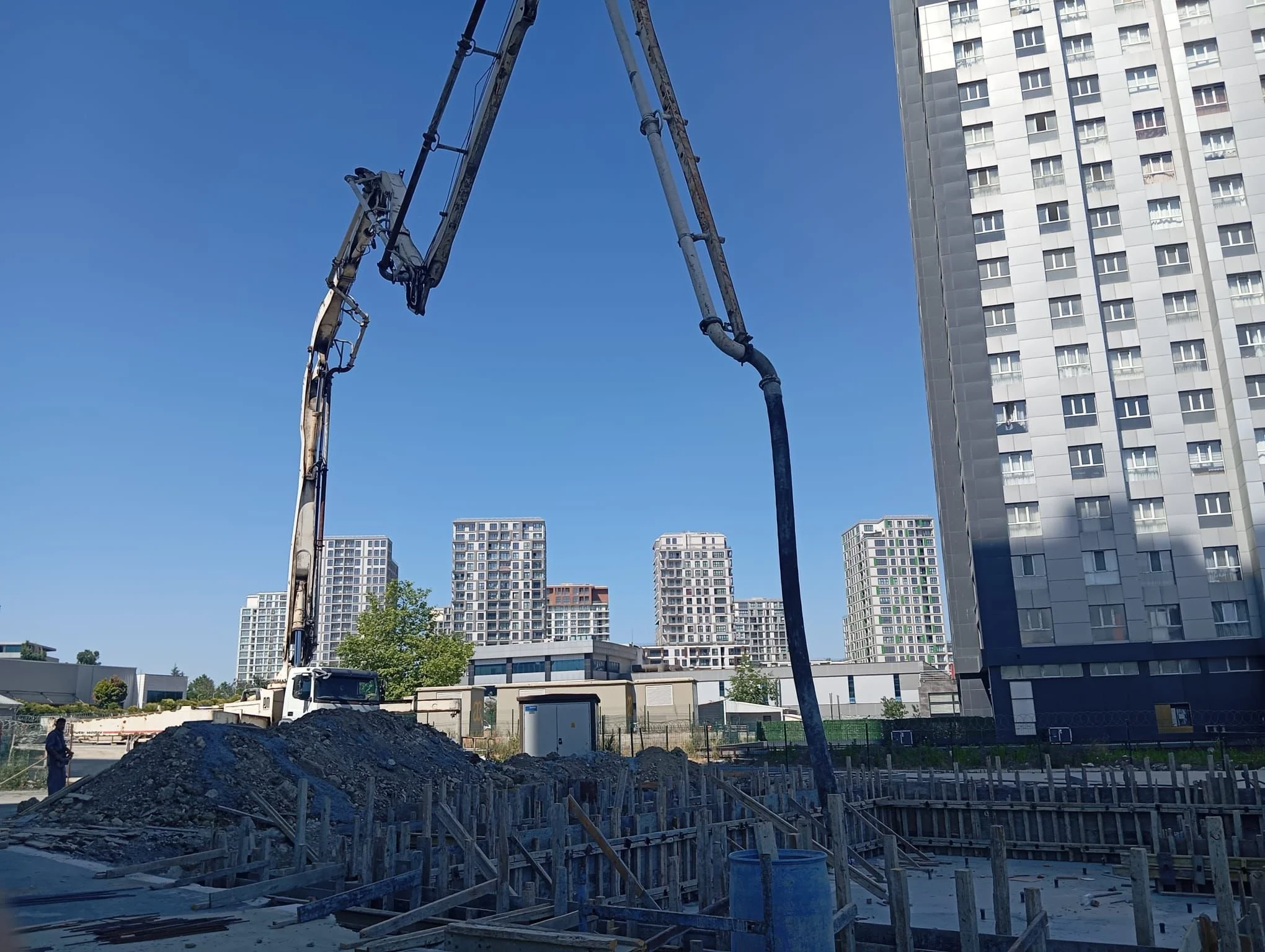 WhatsApp Görsel 2025-09-30 saat 00.21.13_05571b66.jpg