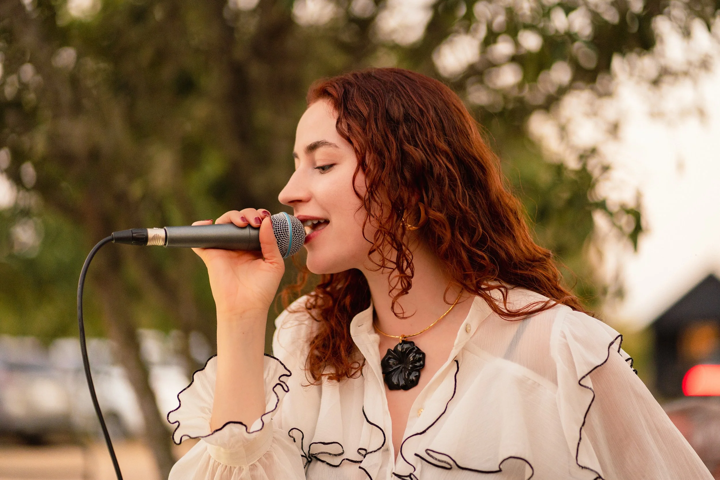 Live Music - Oak Bones, Round Top - October - Madeleine Kate Erwin