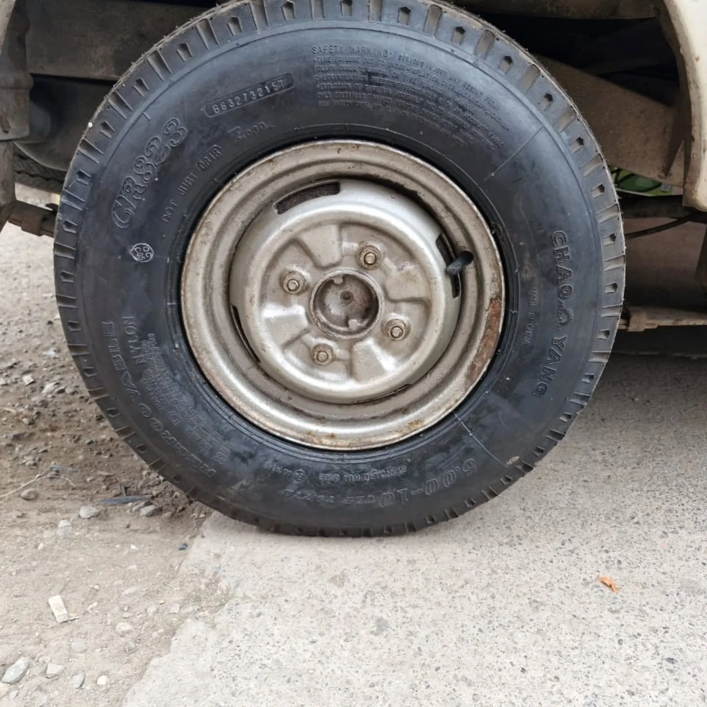 Neum&aacute;ticos 5.00/10 nuevos con c&aacute;mara para MITSUBISHI L100 🚘

Mantener los neum&aacute;ticos en buenas condiciones es vital para su veh&iacute;culo y herramienta de trabajo, a&uacute;n puedes cambiarlos a tiempo 🚨

&bull; Montaje + Neu