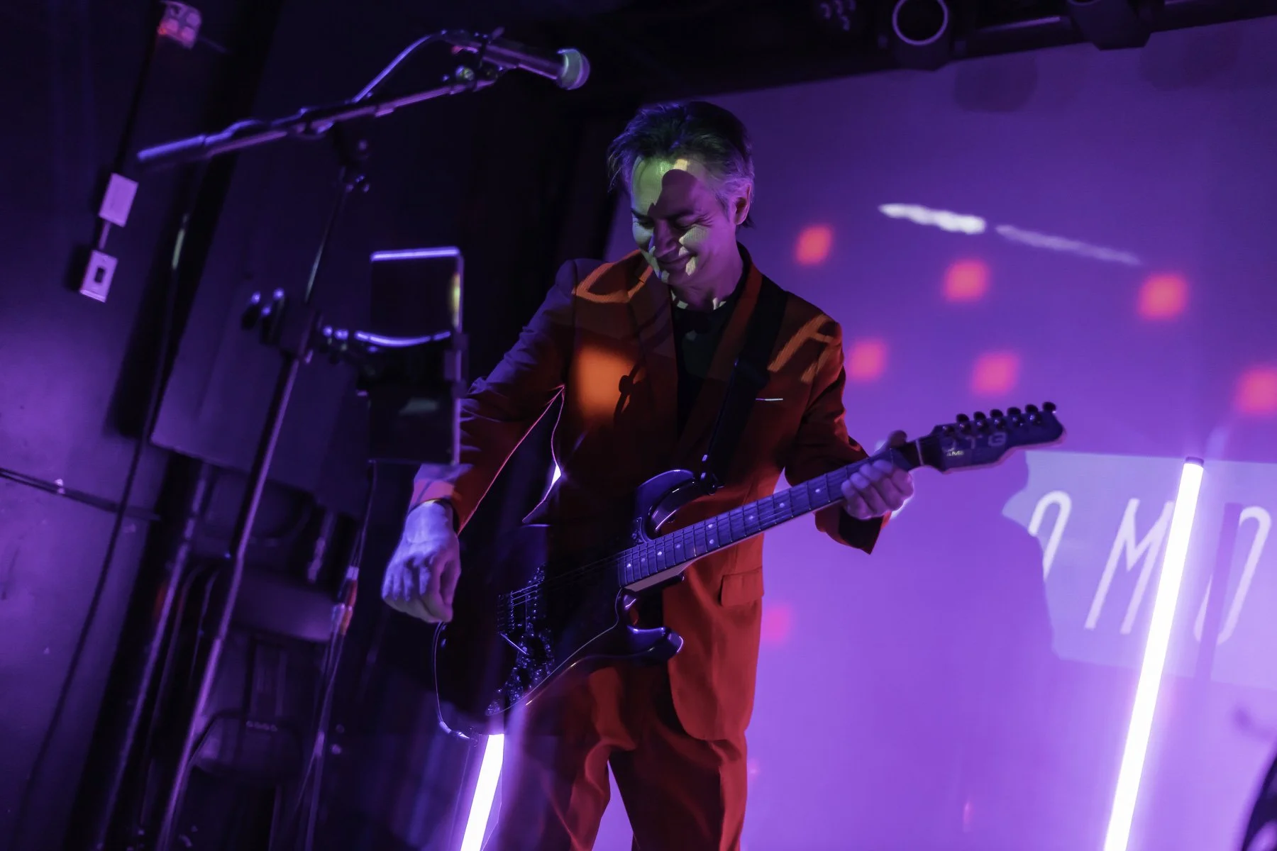 Live at Pianos NYC. Photo by Faye Tab