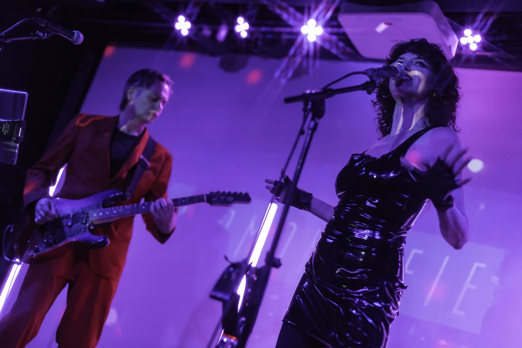 Live at Pianos NYC. Photo by Faye Tab