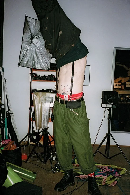 Luca Schmieder, "Ausziehen Alex". 8 x 12 inches. Edition of 5. Contact: yanneck0941@gmail.com