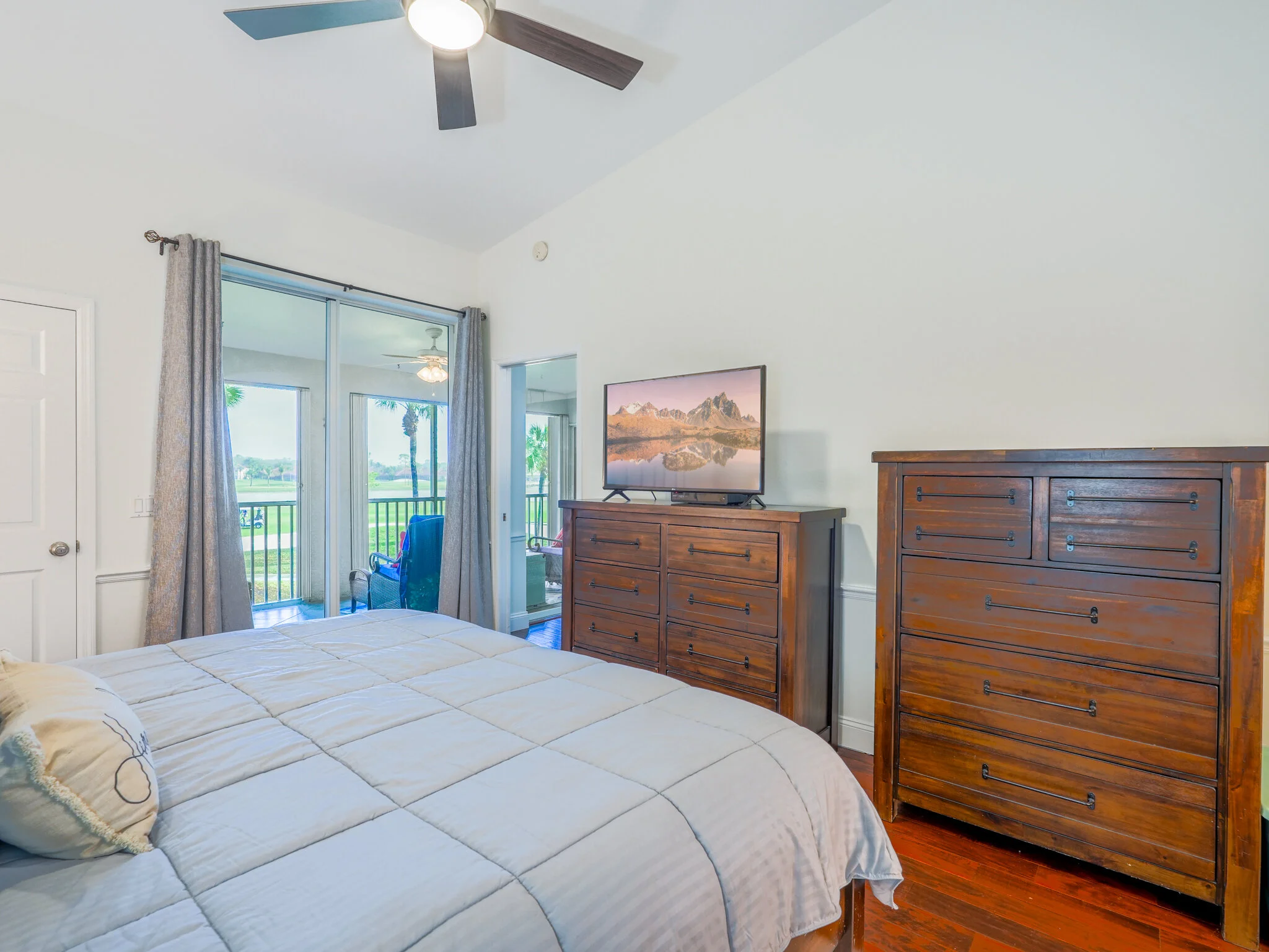 5908 3 Iron Dr. # 220