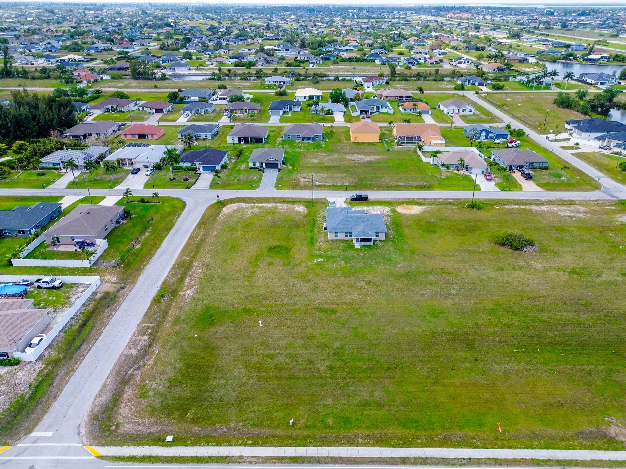 2900 TROPICANA PKWY W CAPE-4.jpg