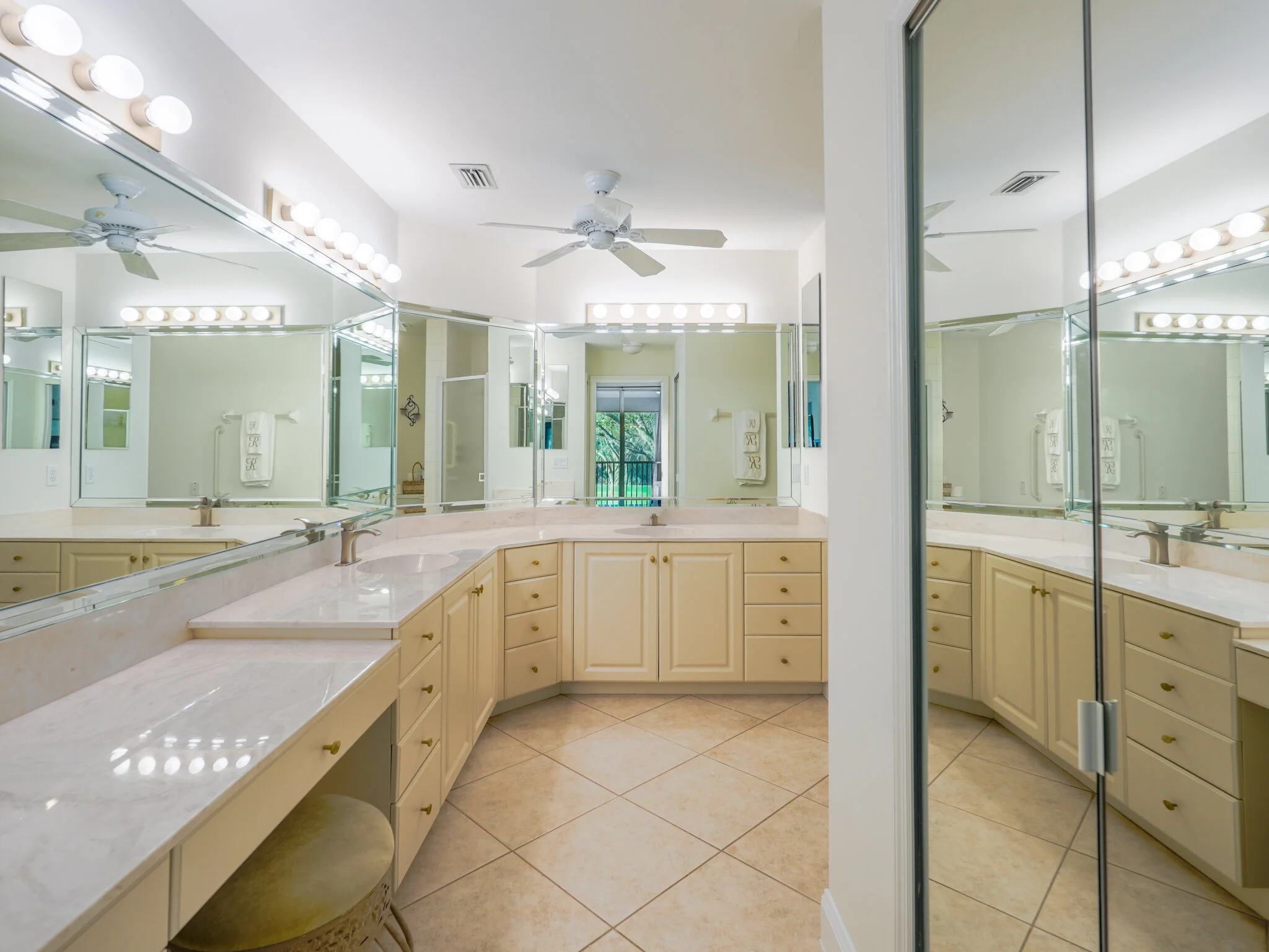 5908 3 Iron Dr. # 220