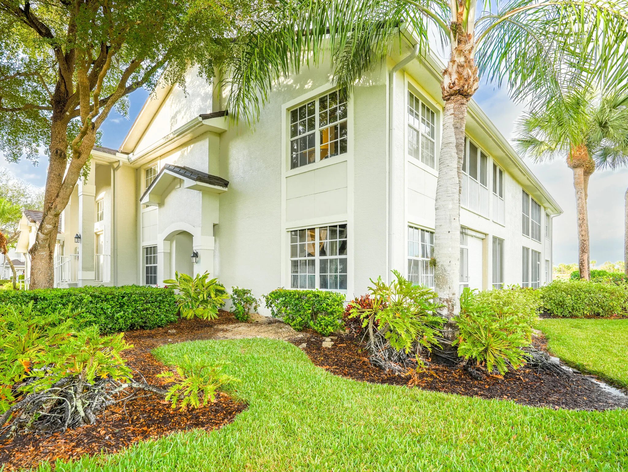 5908 3 Iron Dr. # 220