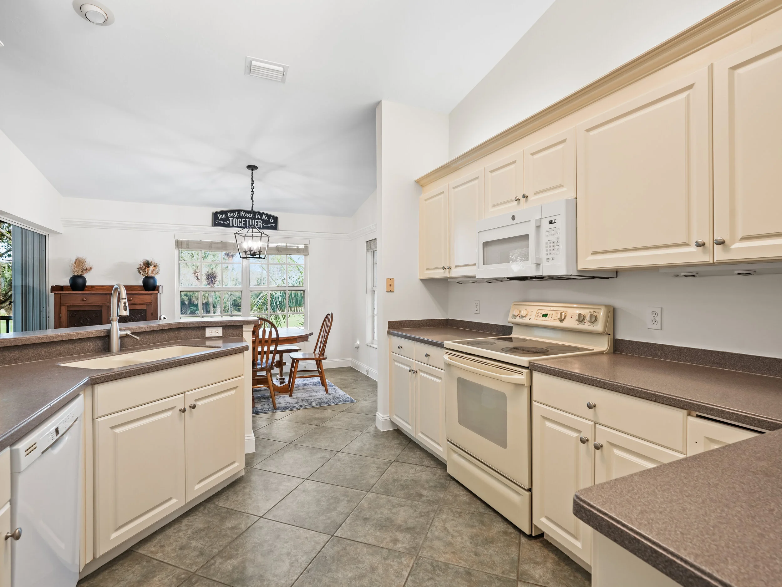 5908 3 Iron Dr. # 220