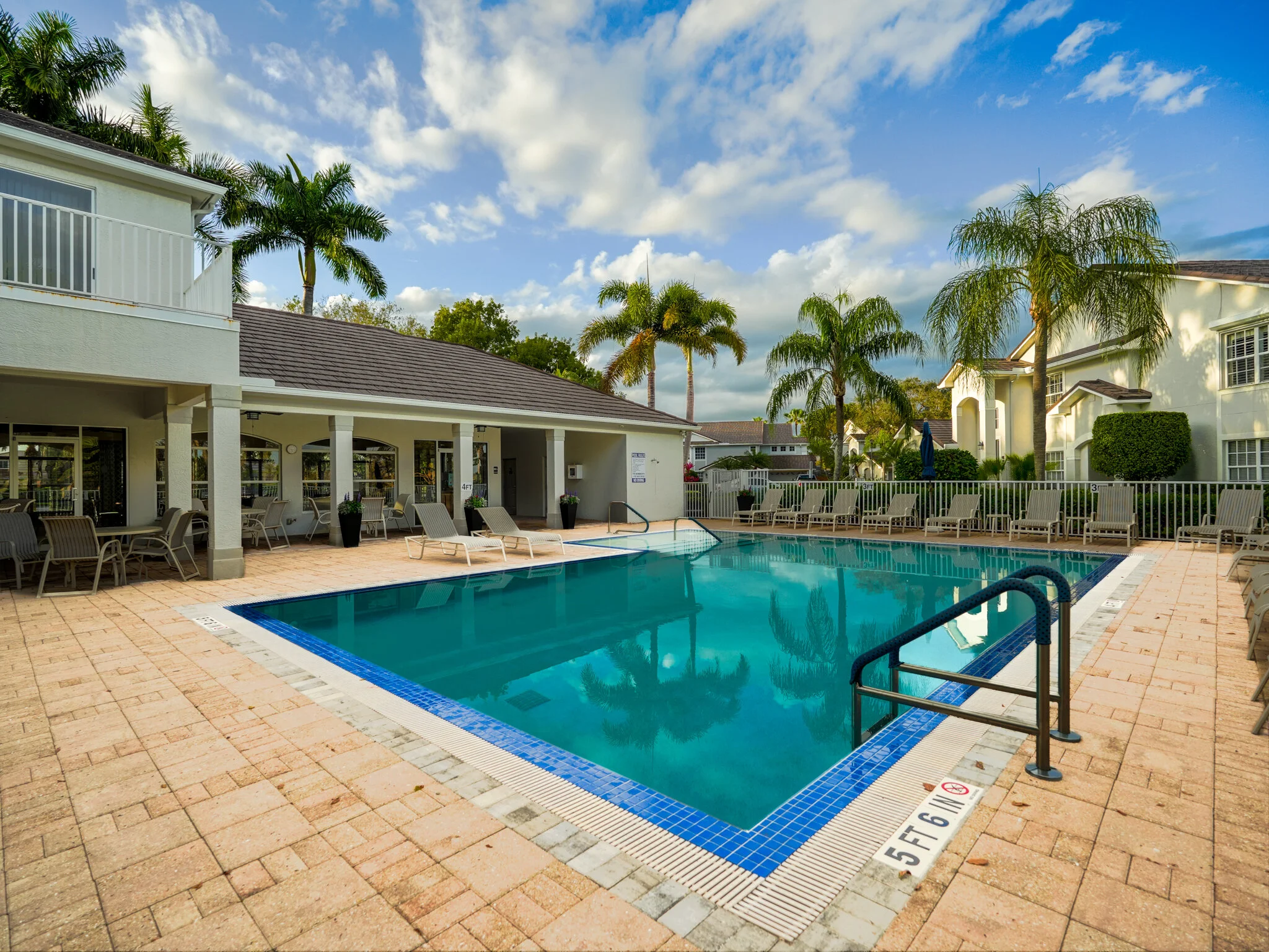 5908 3 Iron Dr. # 220