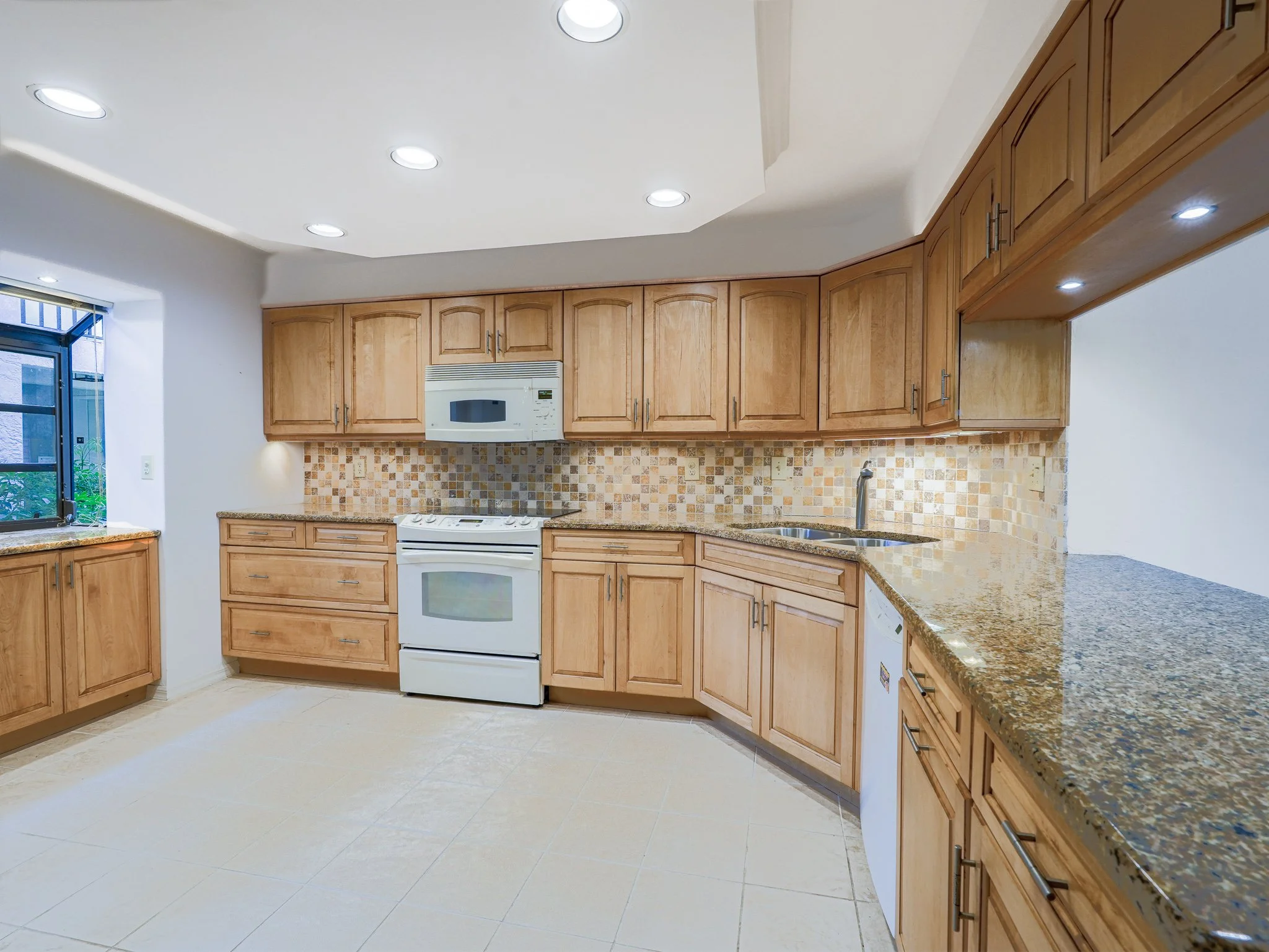 5890 Via Lugano Apt 103, Naples, FL-10.jpg