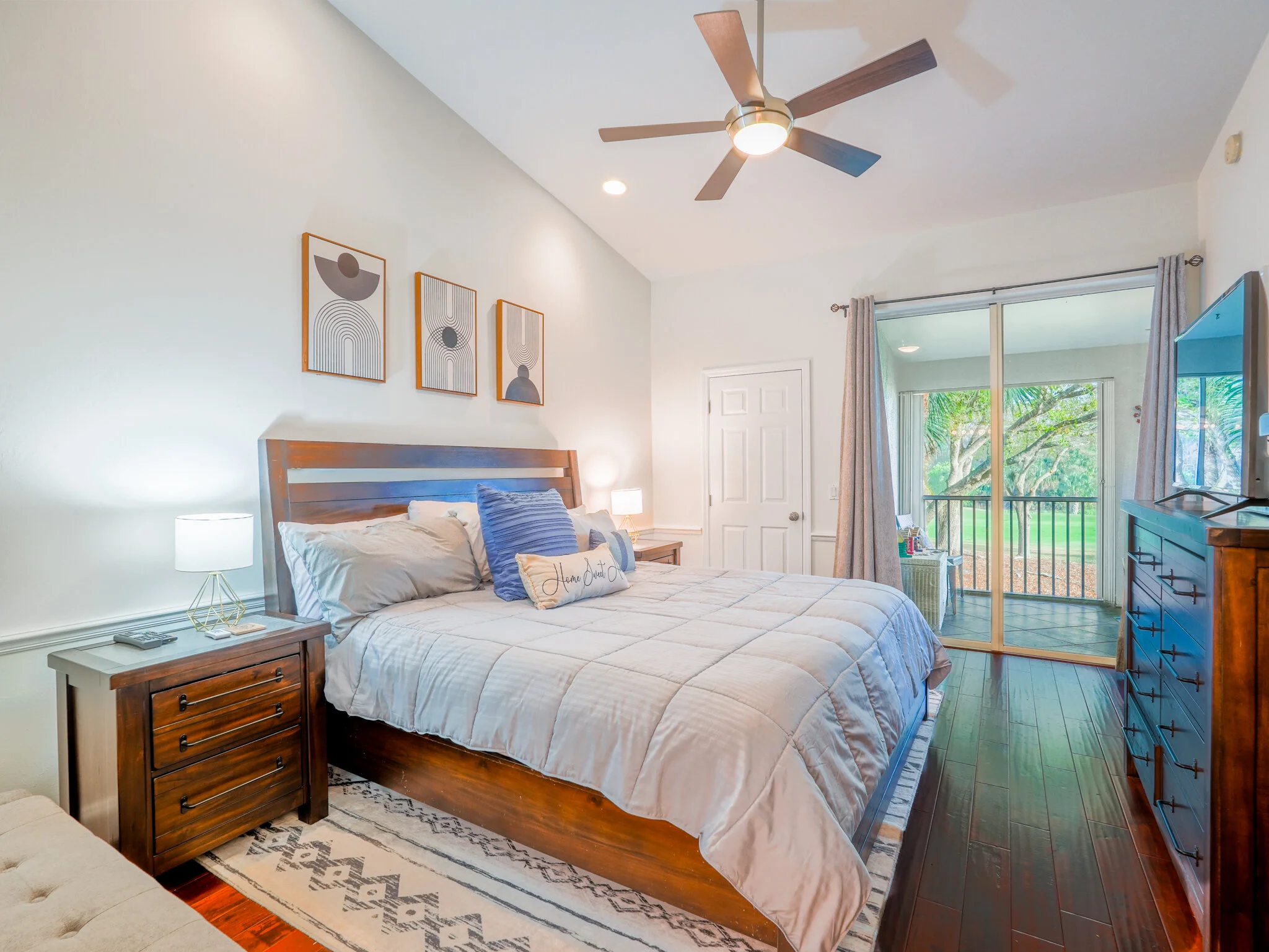 5908 3 Iron Dr. # 220