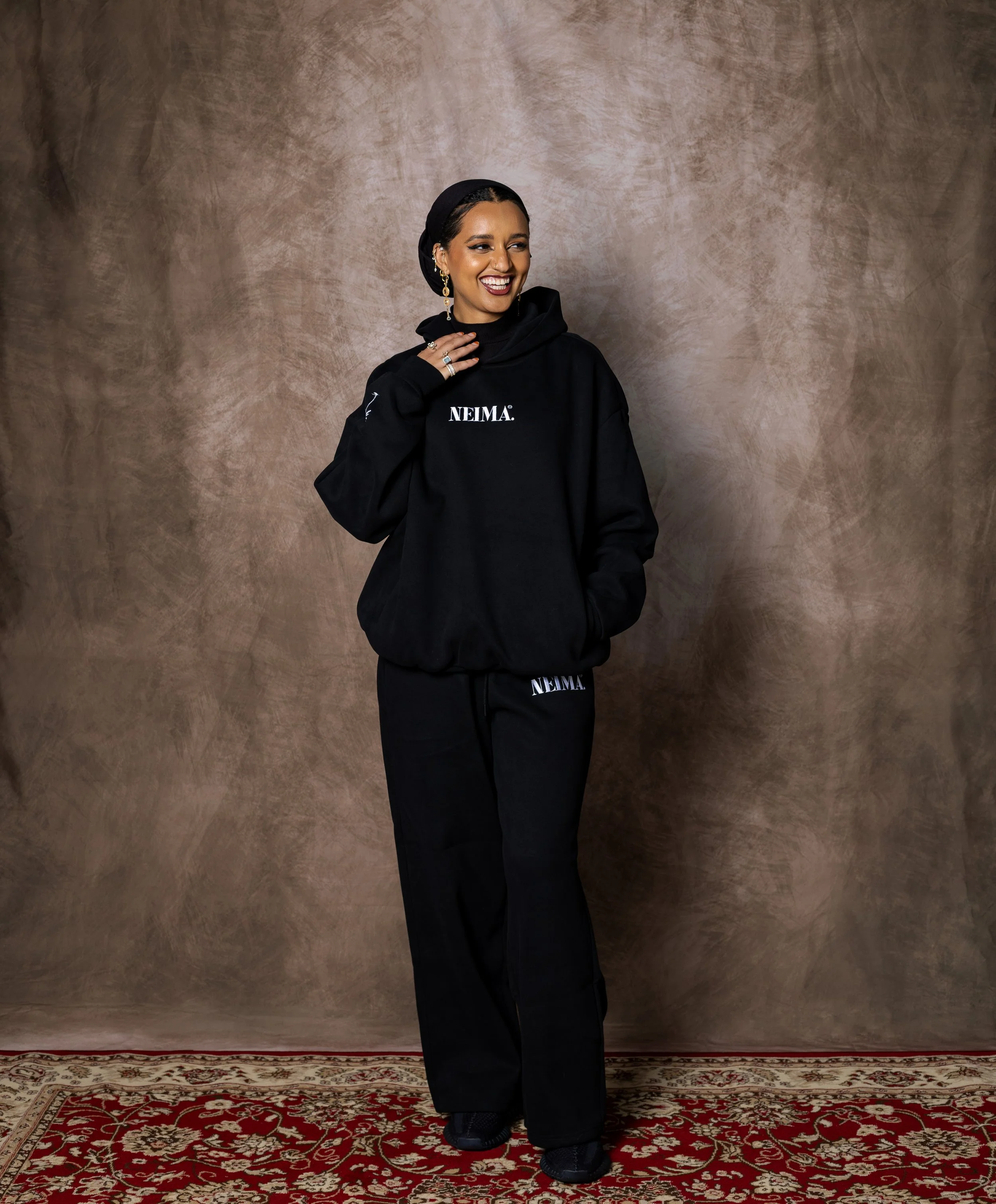 The Eclipse Set — Black