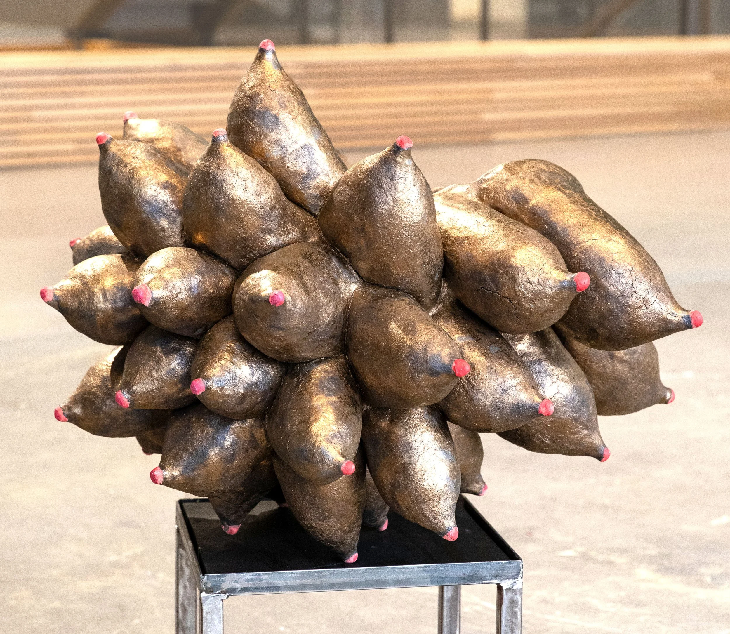 SEED III, 2025
Ceramic,
25 x 21 x 31in
