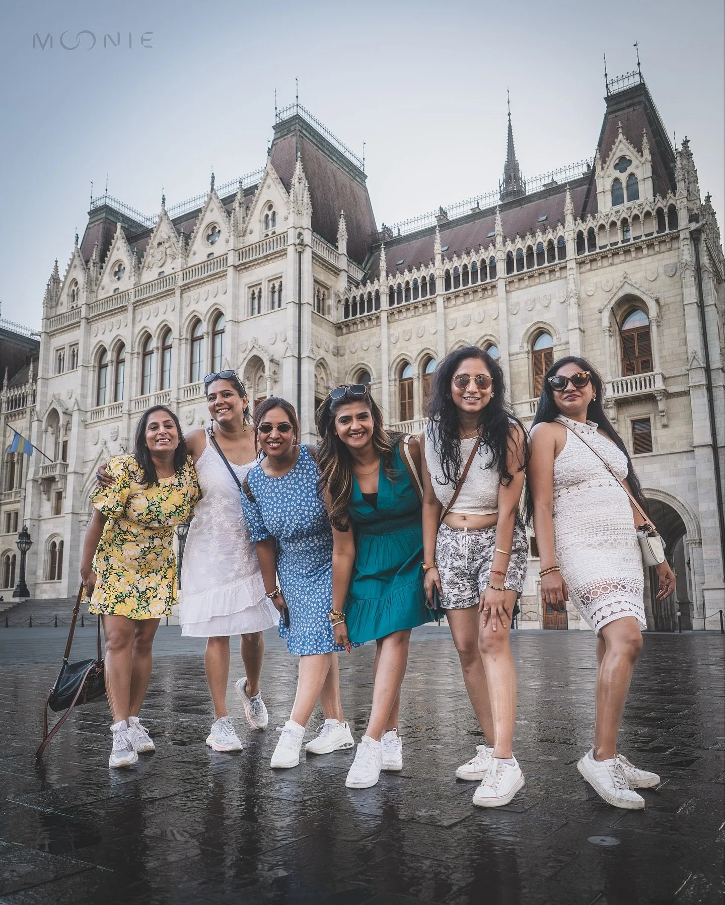 People and places of Budapest 🇭🇺 

Shot on A6700 with Sony 16-55G with Polarpro Everyday filter and Helix filter.