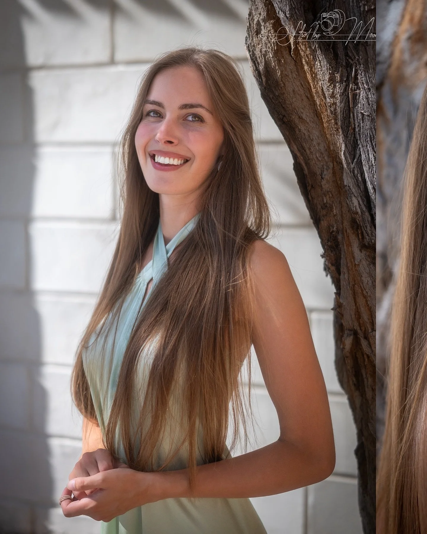 Just her.
.
.
.
Model; @anita_vaa 
.
.
.
#portrait #portraitphotography #ootd #instamood #nofilter #photography