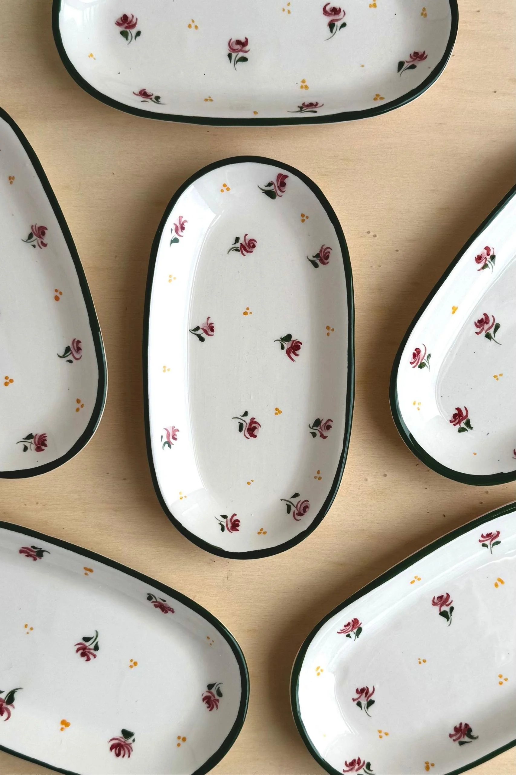 Dalia Floral Biscuit Plate