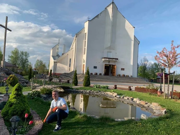 59442426_2337451379625857_267838137718276096_o (1).jpg