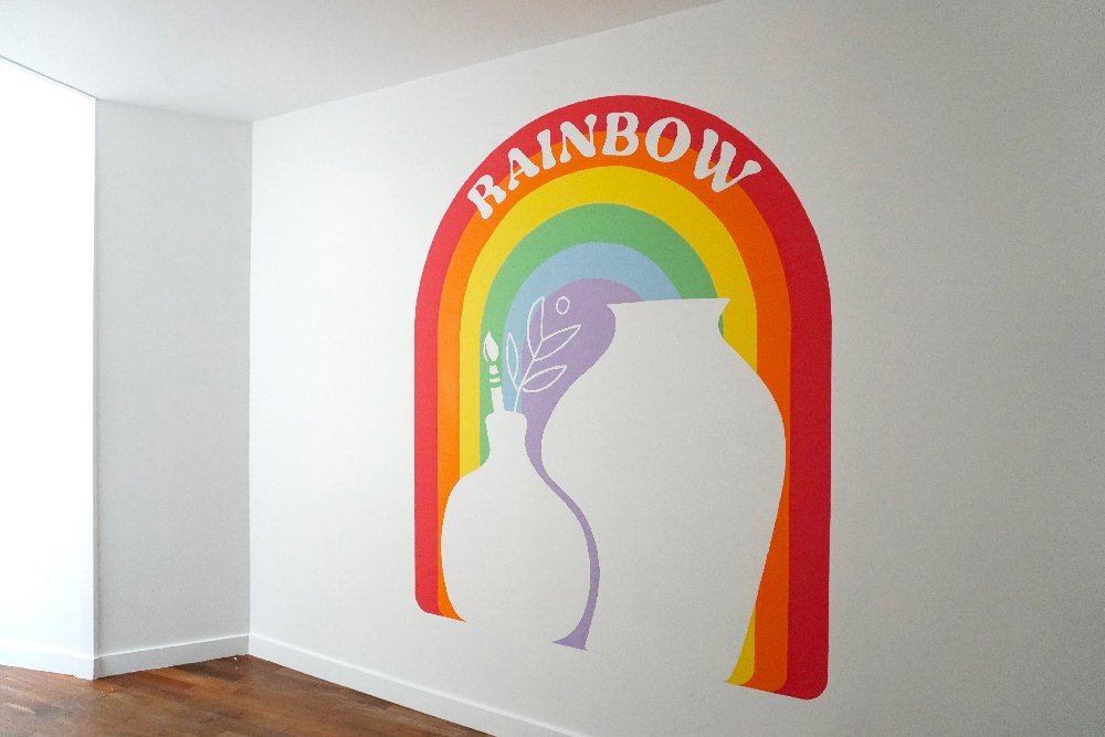 fresque murale logo peint enseigne