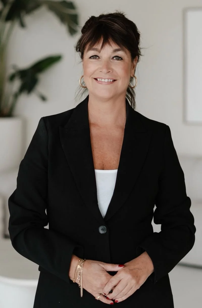 Veel mensen wachten tot ze klaar zijn voordat ze iets nieuws beginnen. In werkelijkheid wachten ze tot iets dat allang niet meer klopt, onhoudbaar wordt.