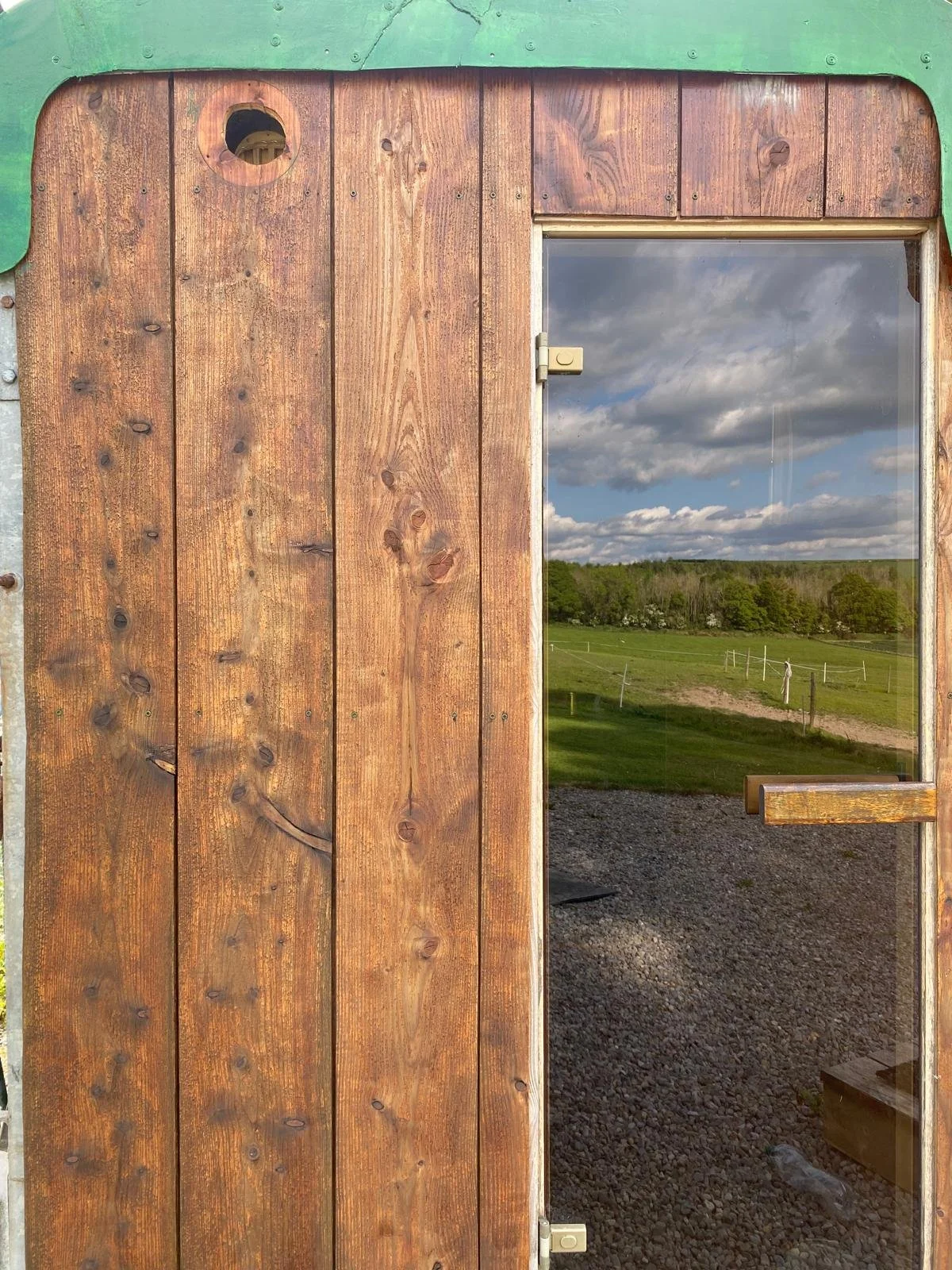 Hot Rocks Sauna Cabin