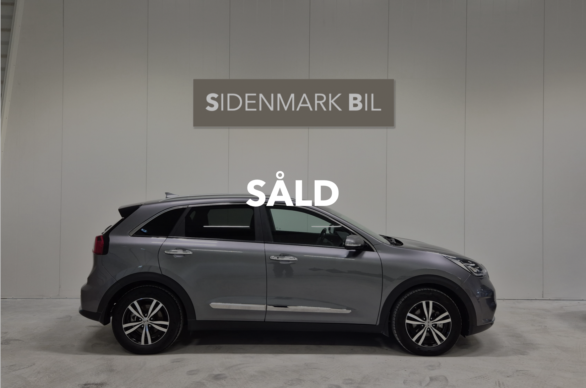 Kia Niro P-HEV - 9100 mil - 2018 - Gotlandsbil - Dragkrok - Bkamera