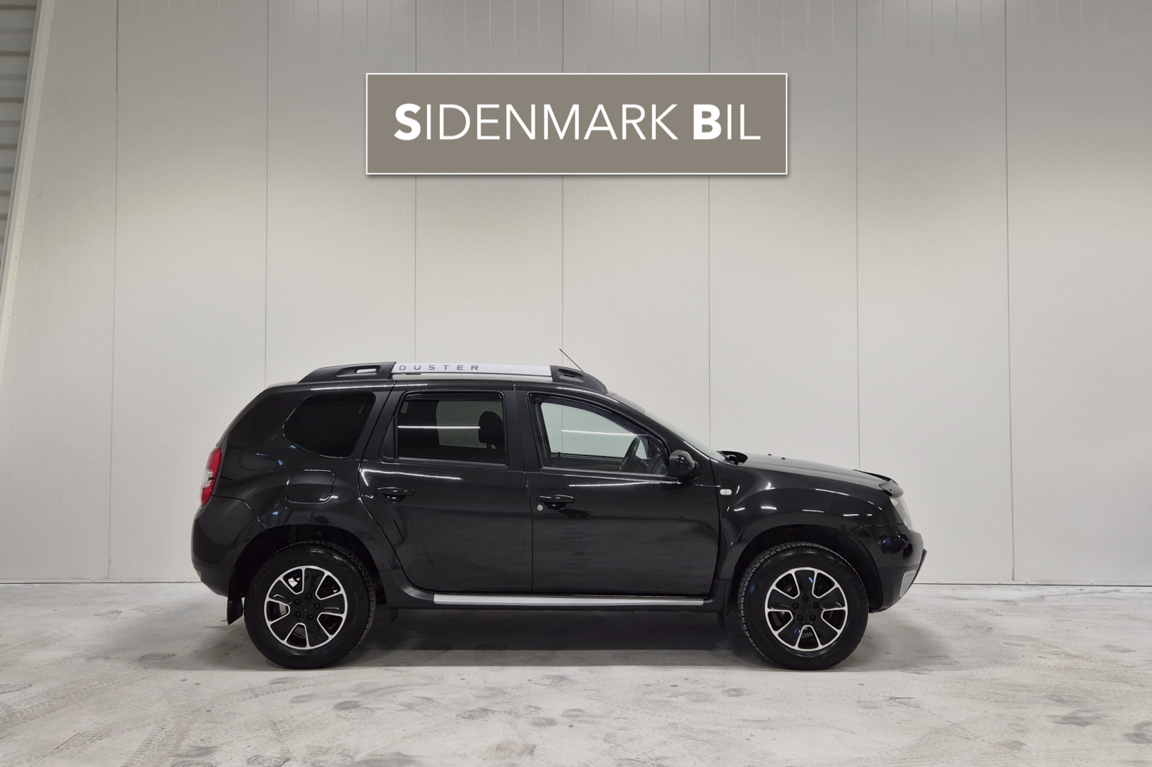 Dacia Duster 125hk - 2018 - Manuel - 11113 mil - 4x4 - Drag - Navigation