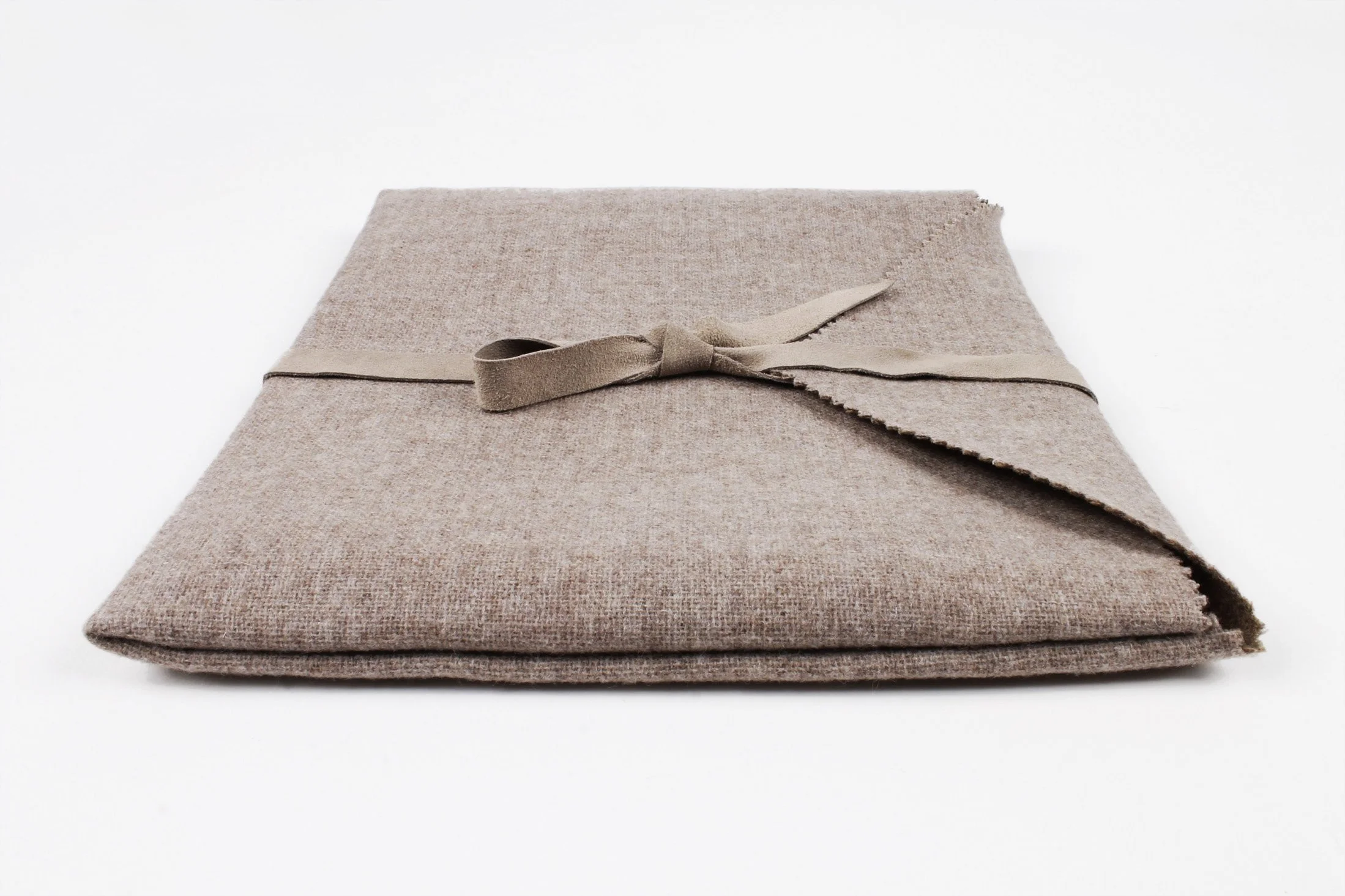 CUSTODIA-ACCESSORI-CINDY-BAG-B-lato.jpg