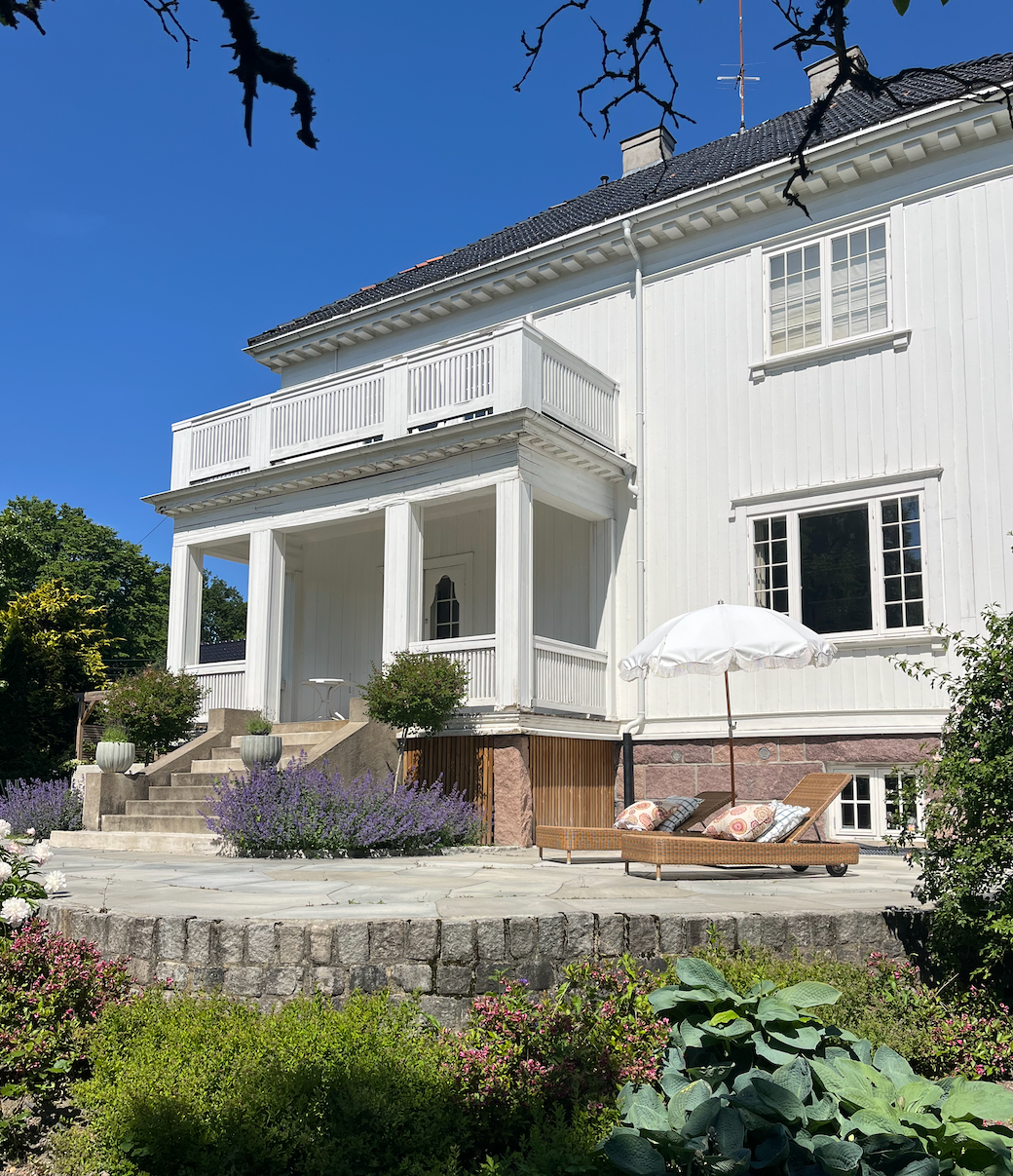 Detalj er fra prosjekt innen hagedesign. Oppholdsplass i hagen.