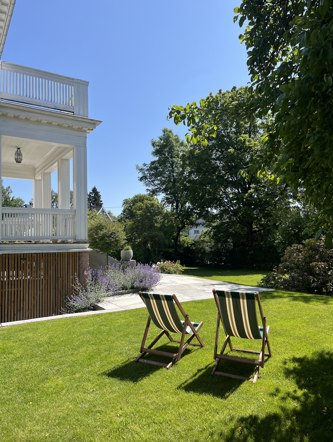 Detalj er fra prosjekt innen hagedesign. Oppholdsplass i hagen.