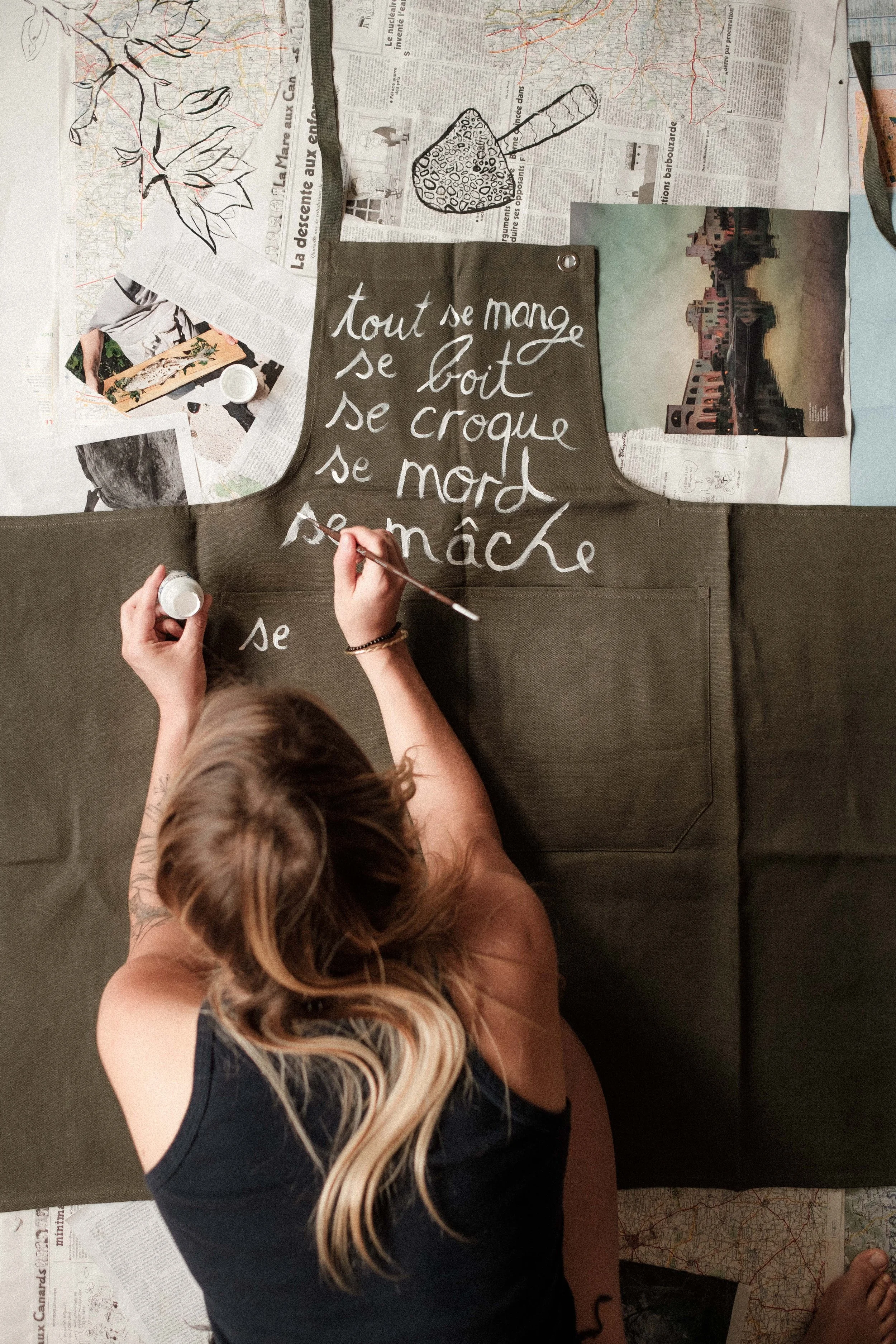 Collaboration x PaÏsan
Peinture sur lin : sacs, tabliers, t-shirts.
Pop up, Paris 3ème, Octobre 2022