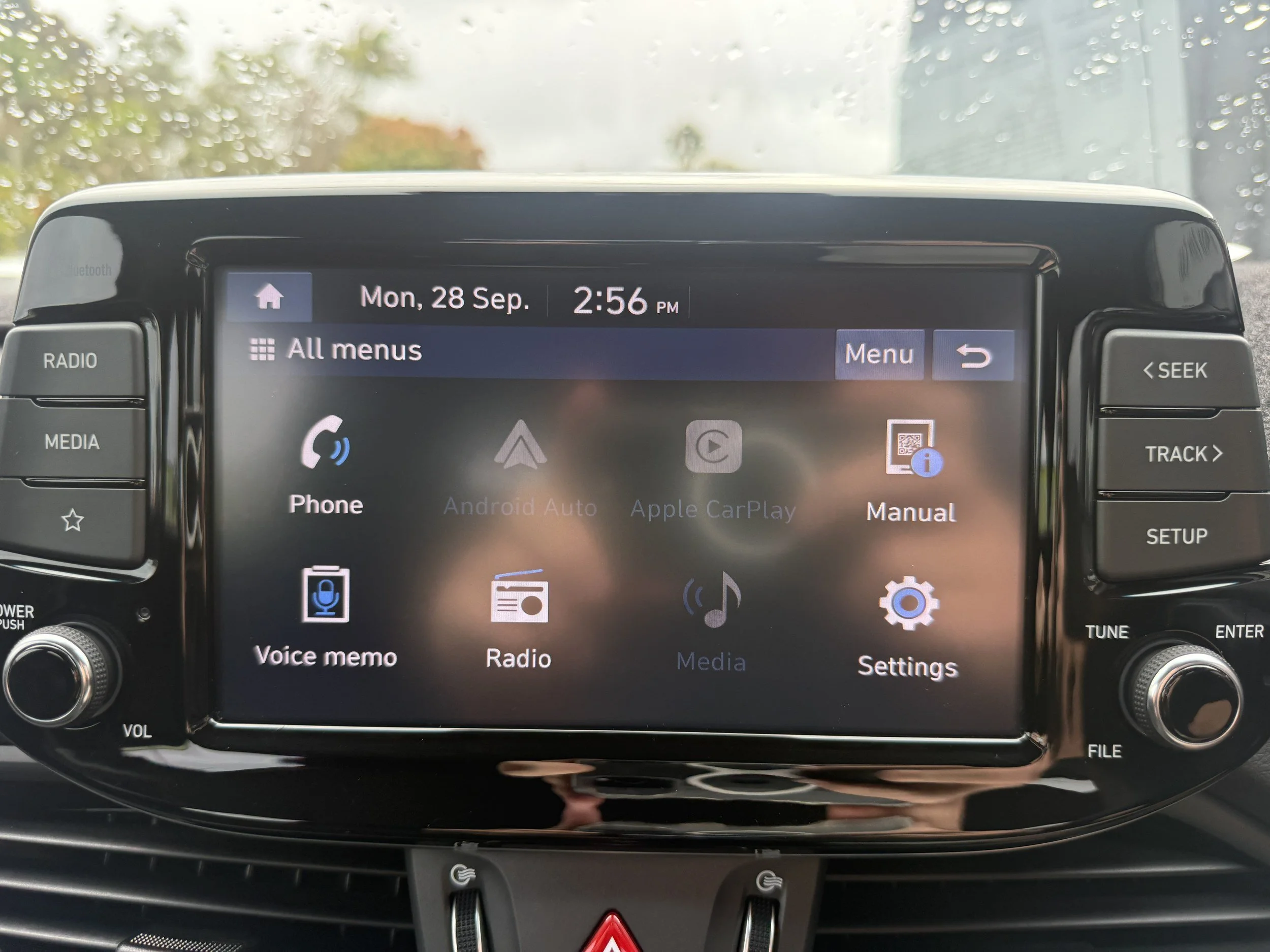 12-320-touchscreen.jpg