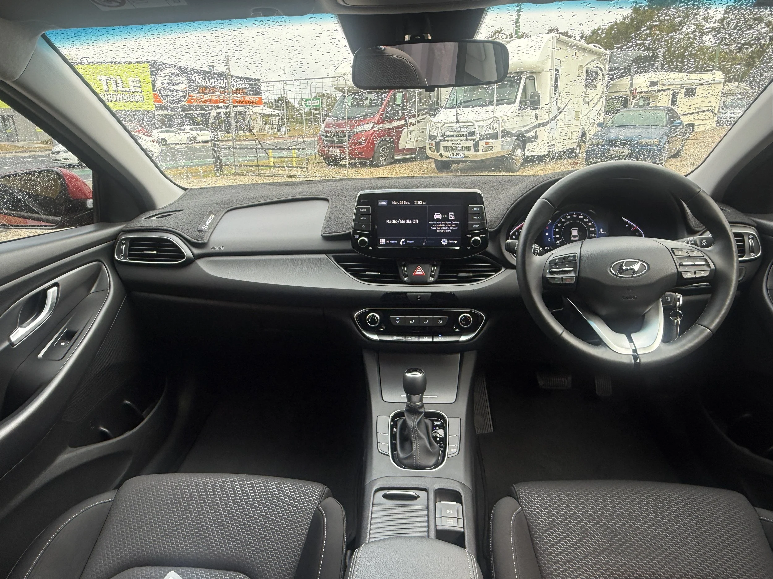 07-320-dash.jpg