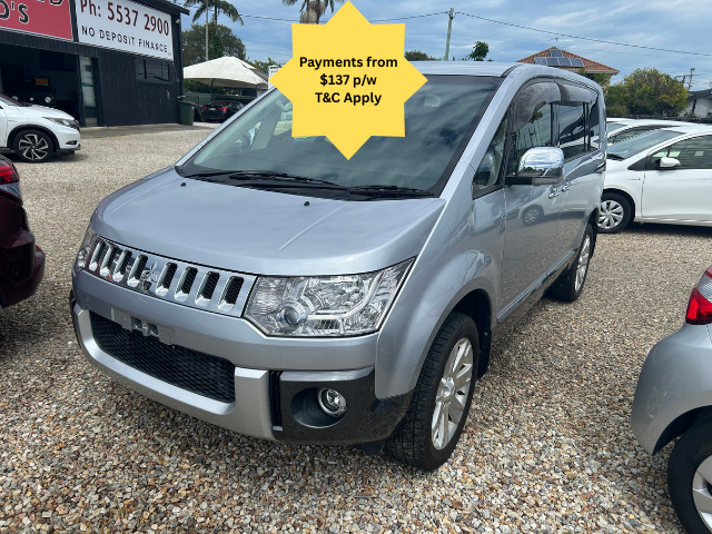 2015 Mitsubishi Delica Wagon
