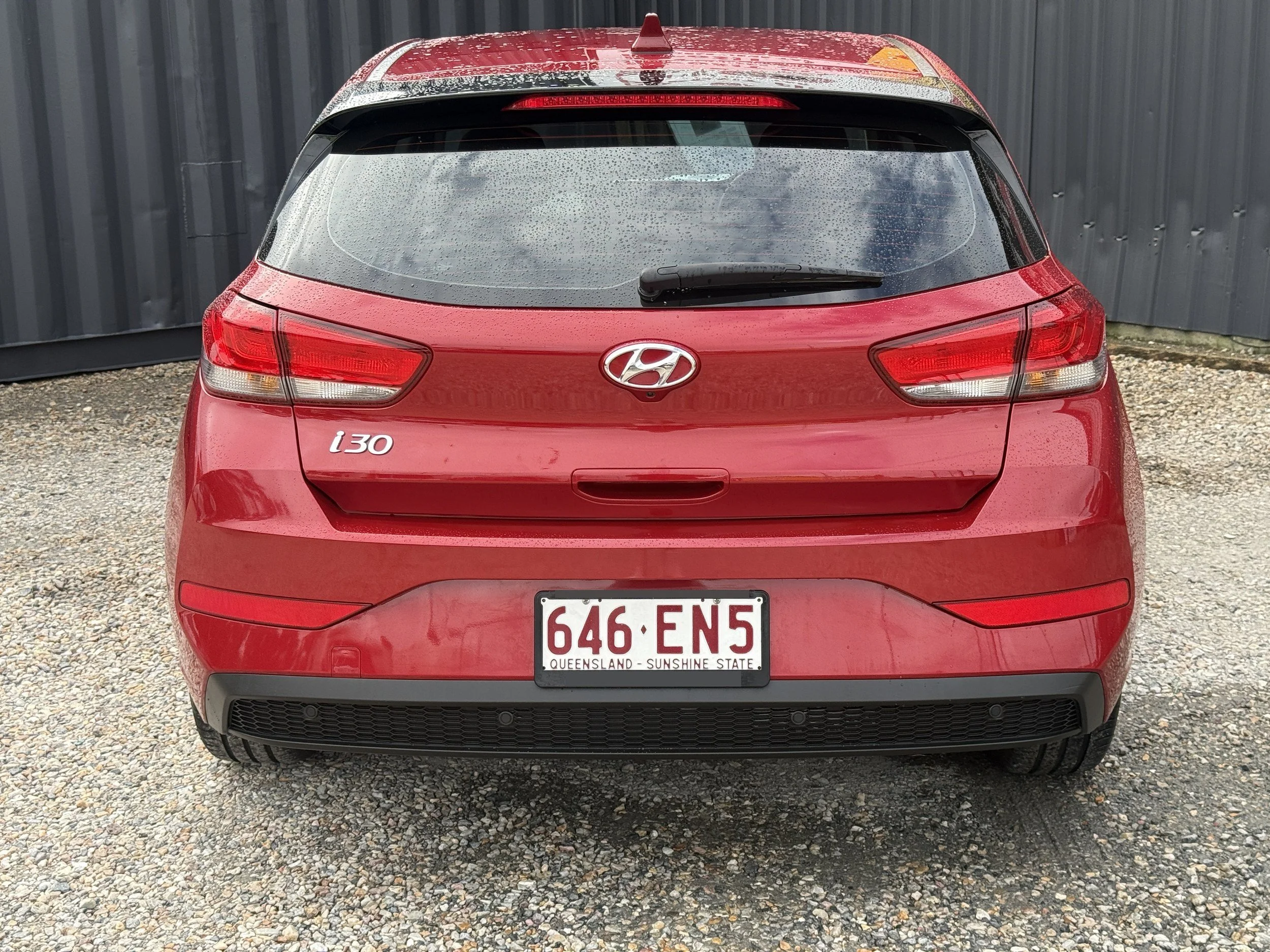 06-320-rear.jpg