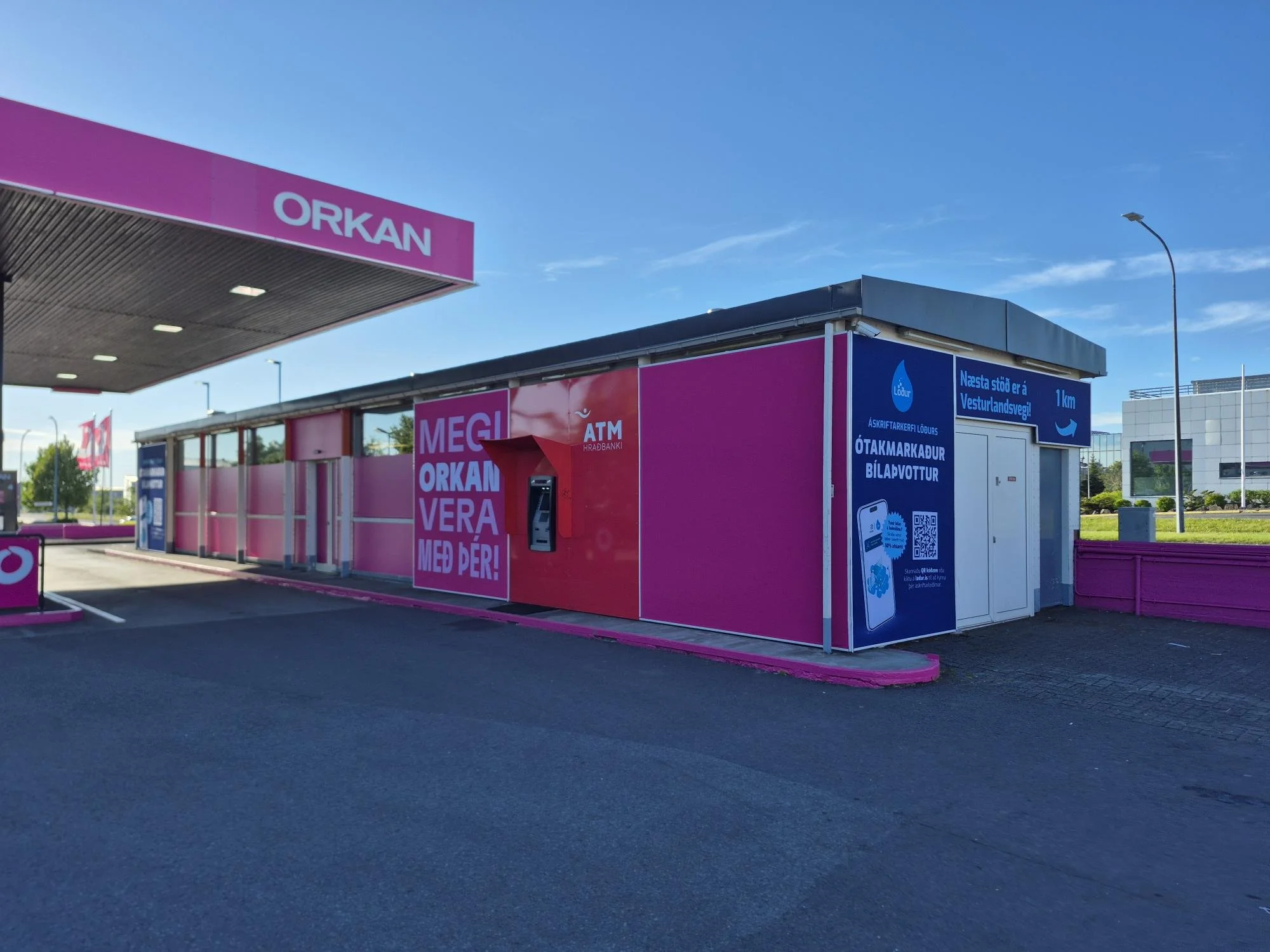 Orkan – Merkingar á bensínstöð