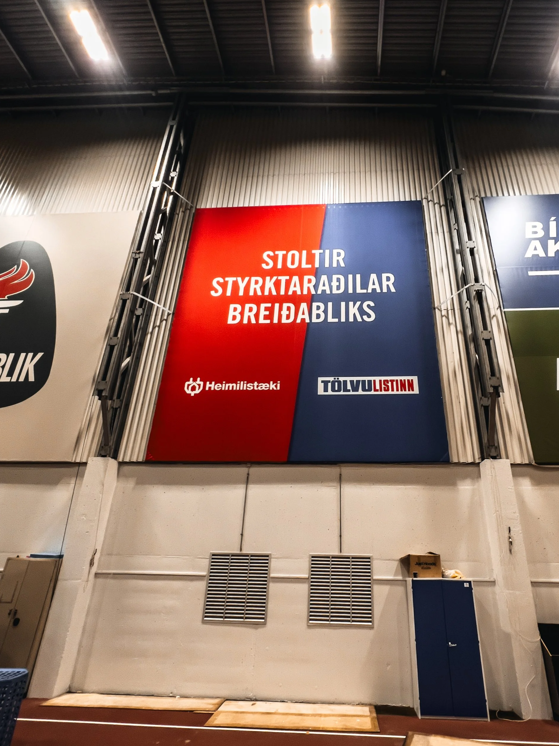 Stor segl með uppsetning